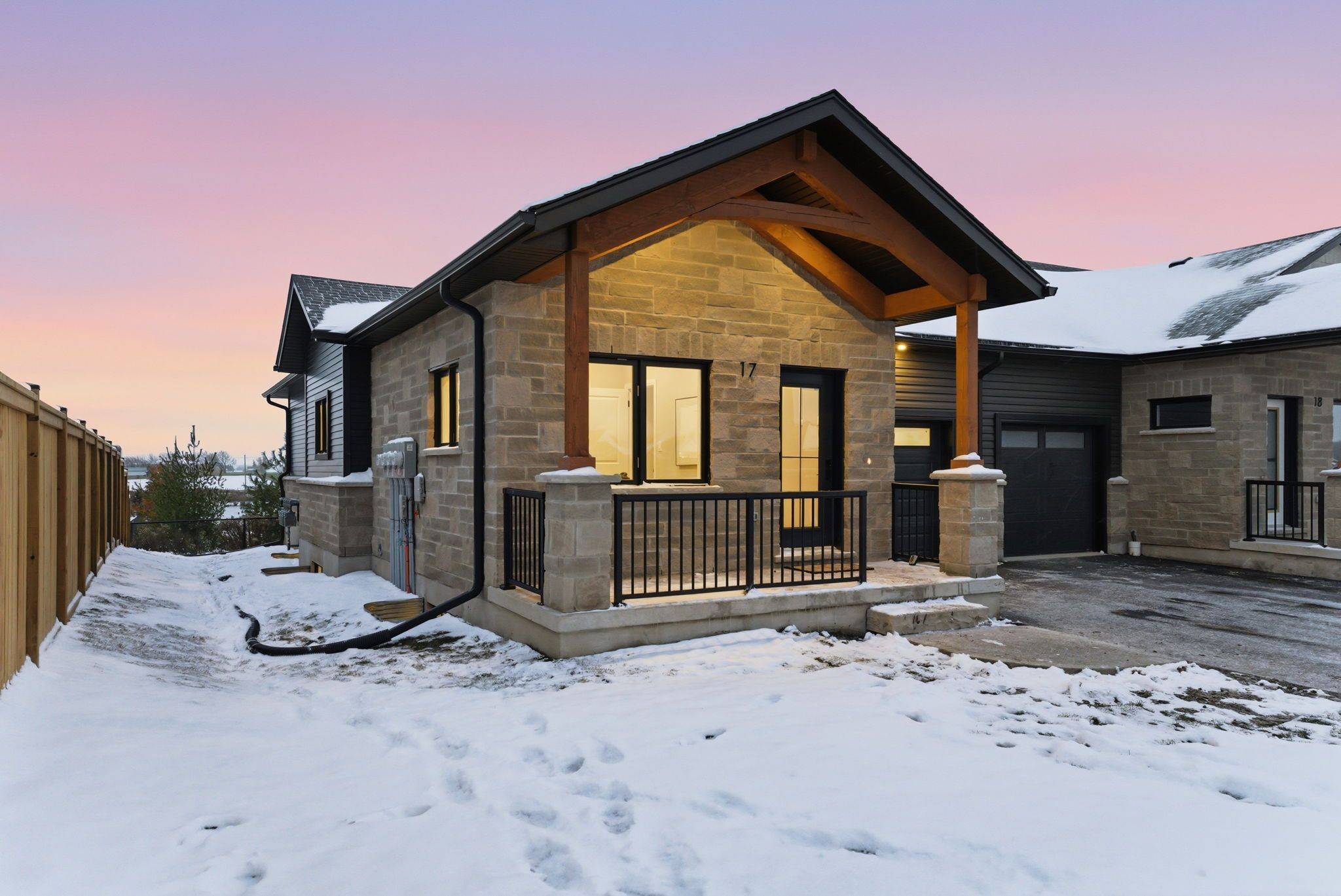 Woolwich, ON N3B 0G3,29 Weymouth ST #25