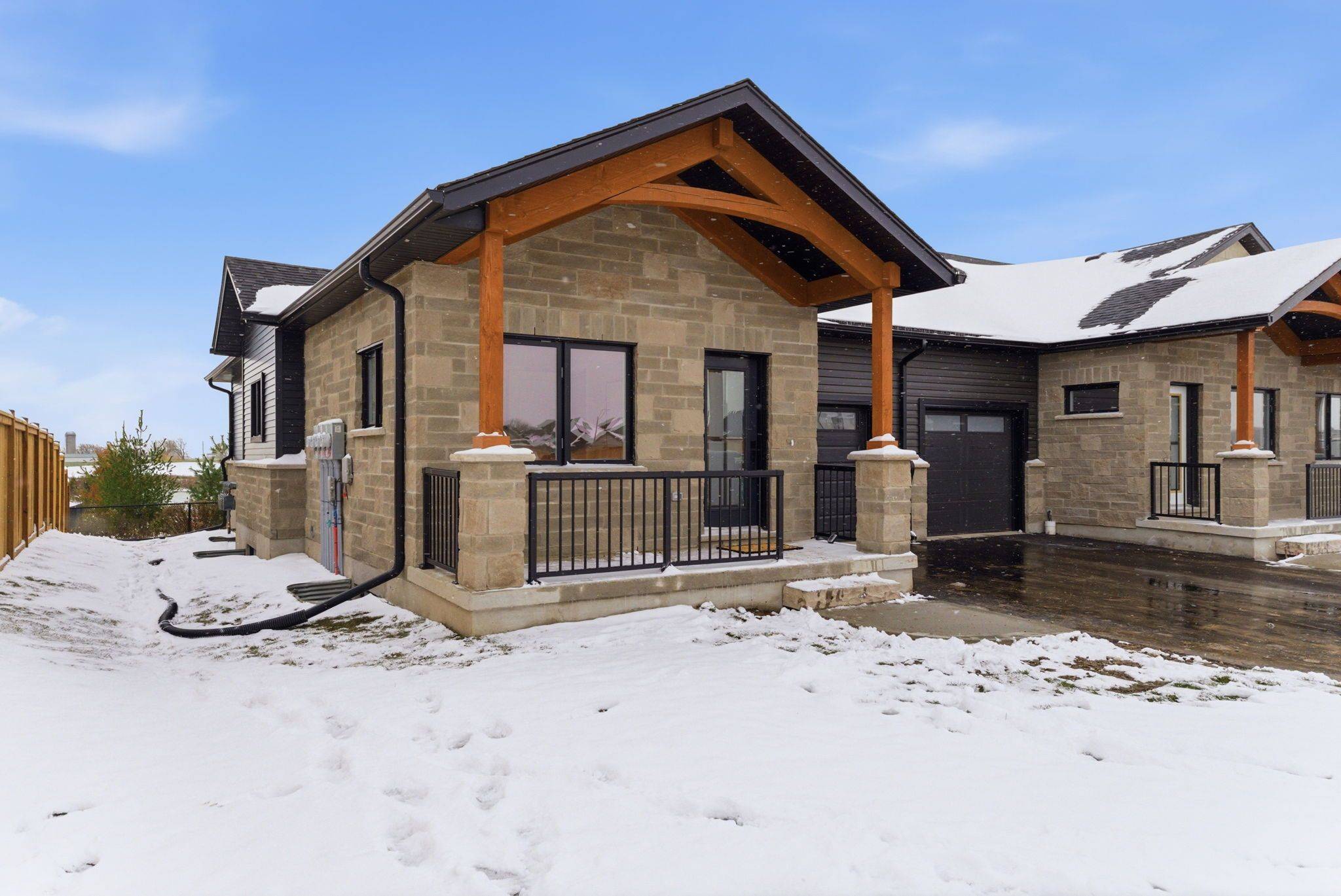 Woolwich, ON N3B 0G3,29 Weymouth ST #25