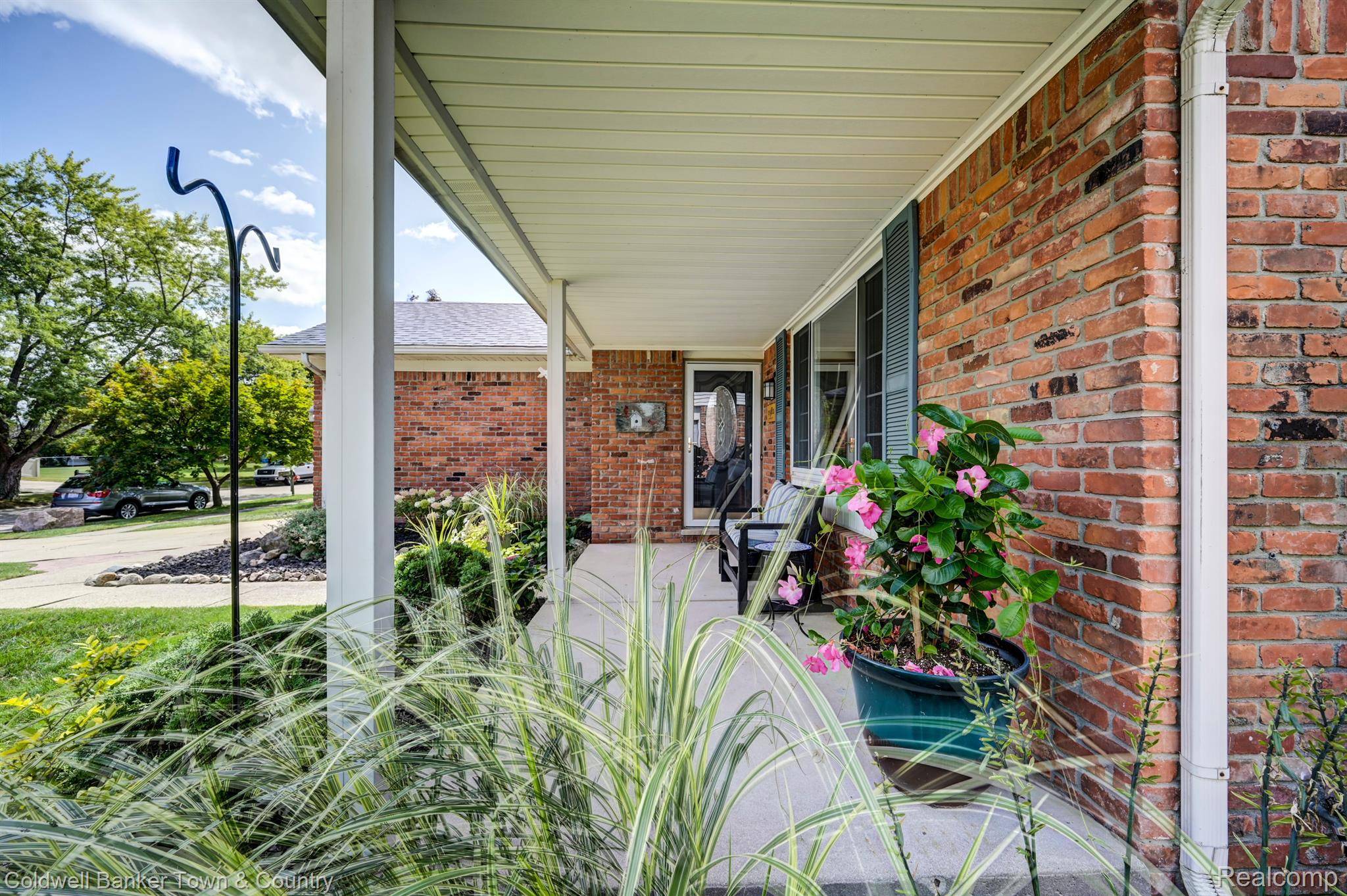 Canton, MI 48188,1982 RECTOR CT