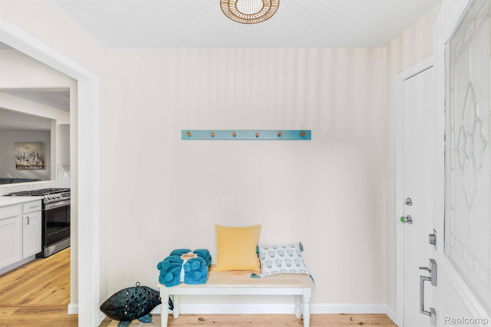 Fort Gratiot, MI 48059,5569 LAKESHORE RD