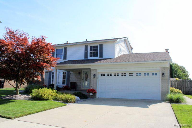 Woodhaven, MI 48183,24553 COLONIAL DR