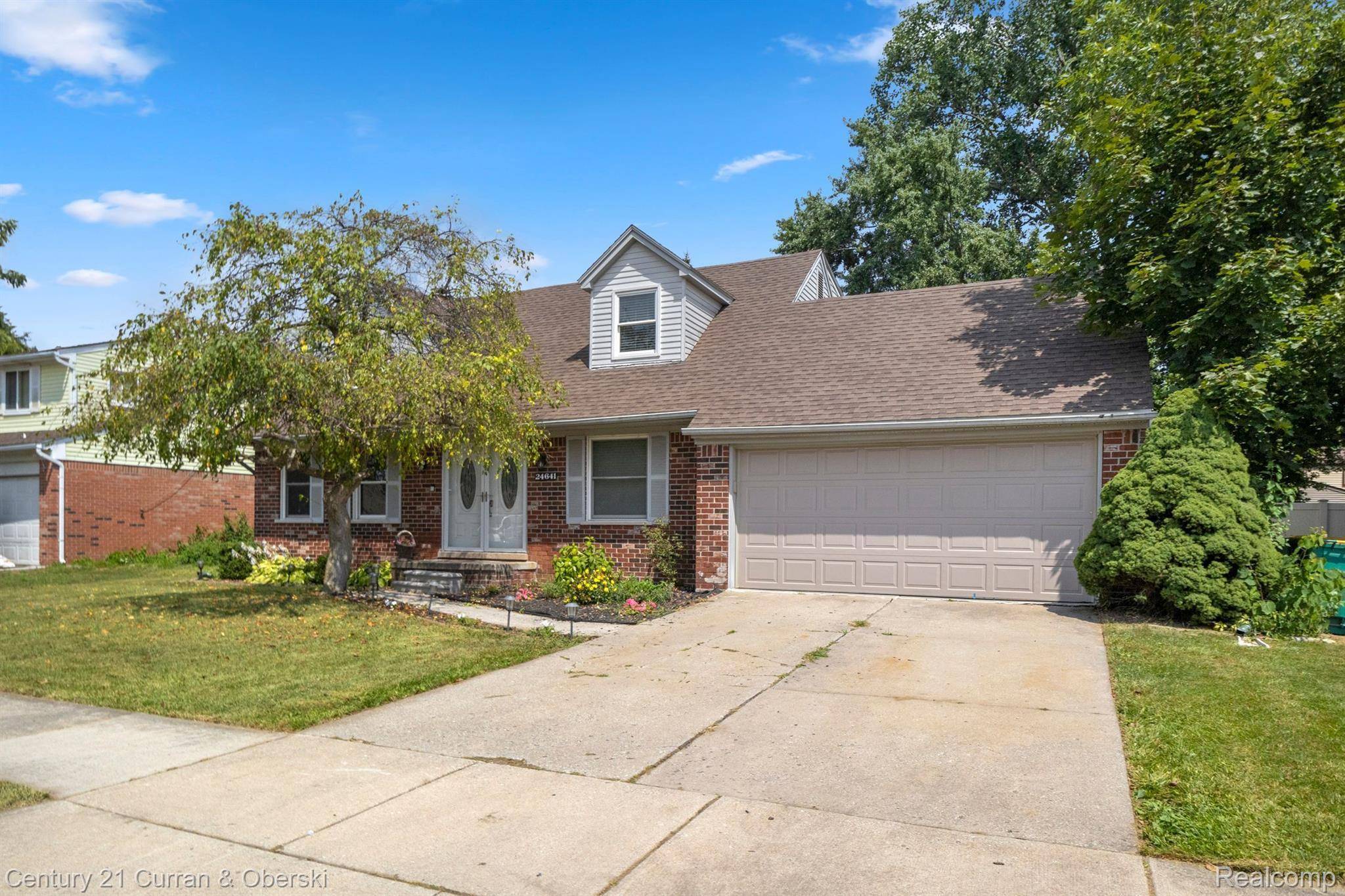 Flat Rock, MI 48134,24641 Alicia St