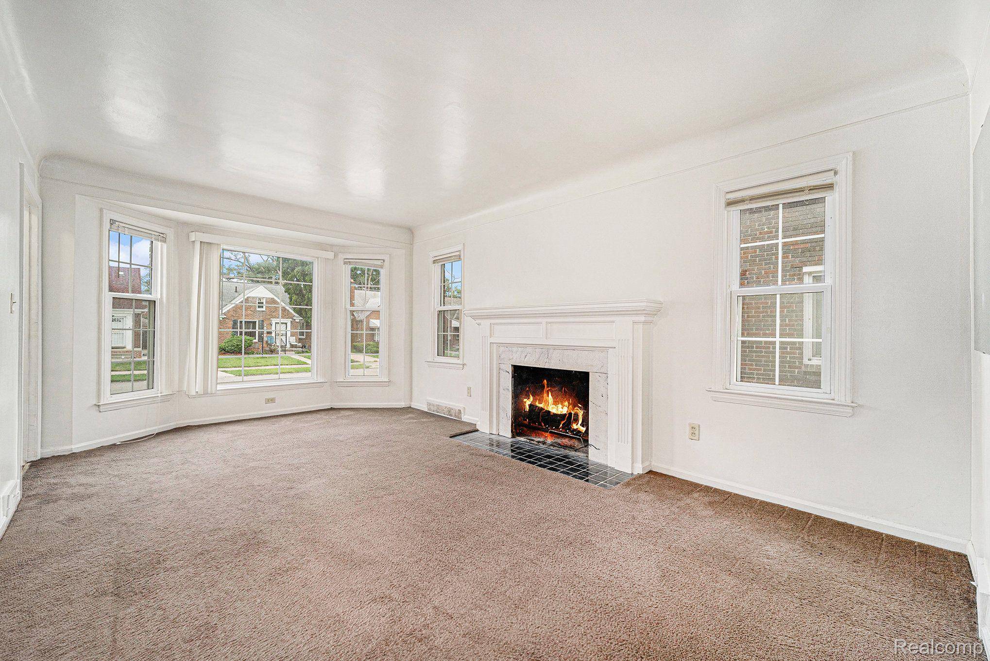 Detroit, MI 48235,18678 PREST ST