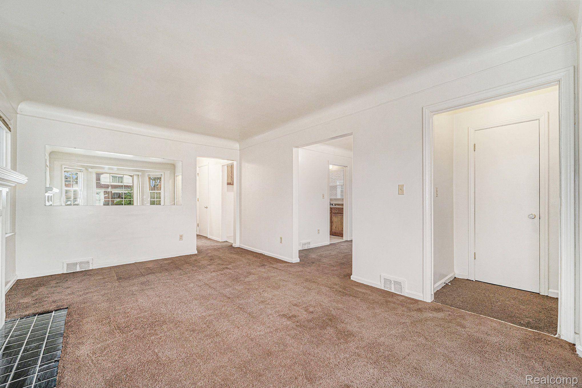 Detroit, MI 48235,18678 PREST ST