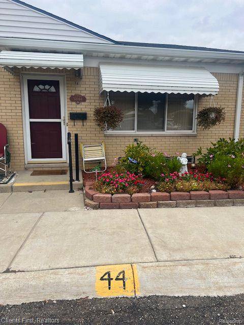 Wixom, MI 48393,50044 Helfer BLVD