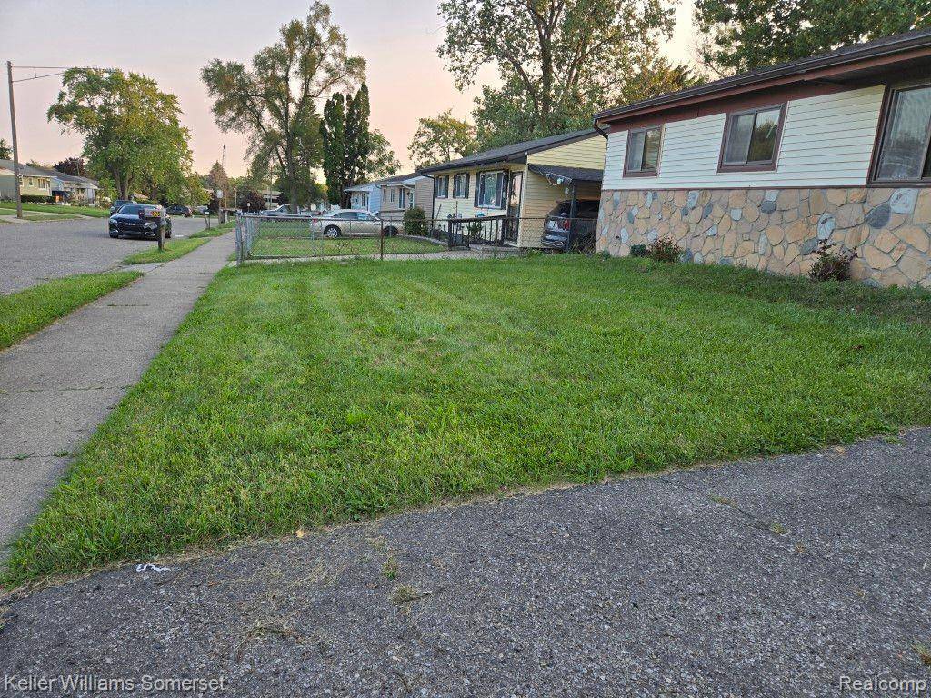 Pontiac, MI 48342,431 MAXWELL RD