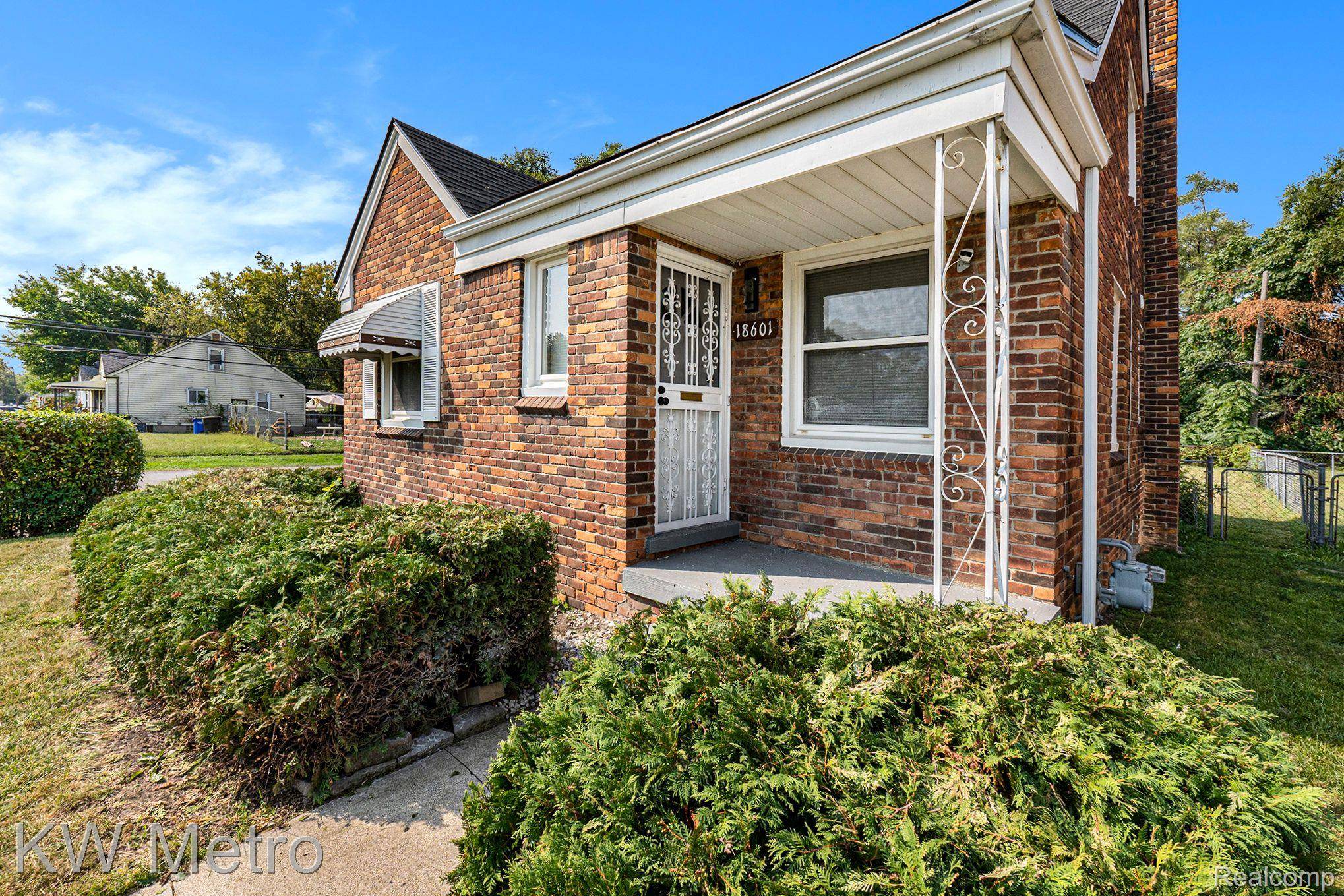 Detroit, MI 48235,18601 FORRER ST