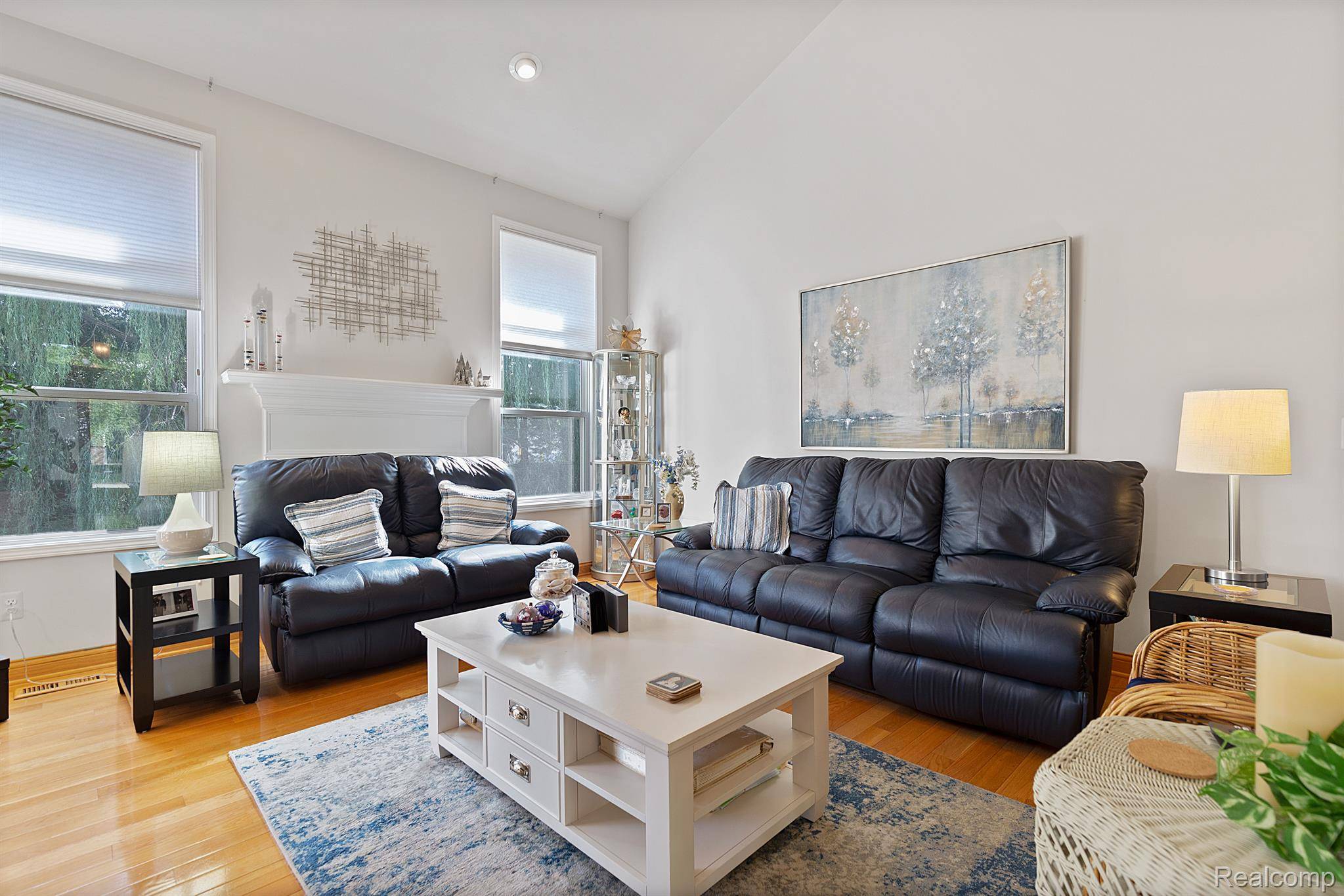 Macomb, MI 48044,20822 SLEEPY HOLLOW DR