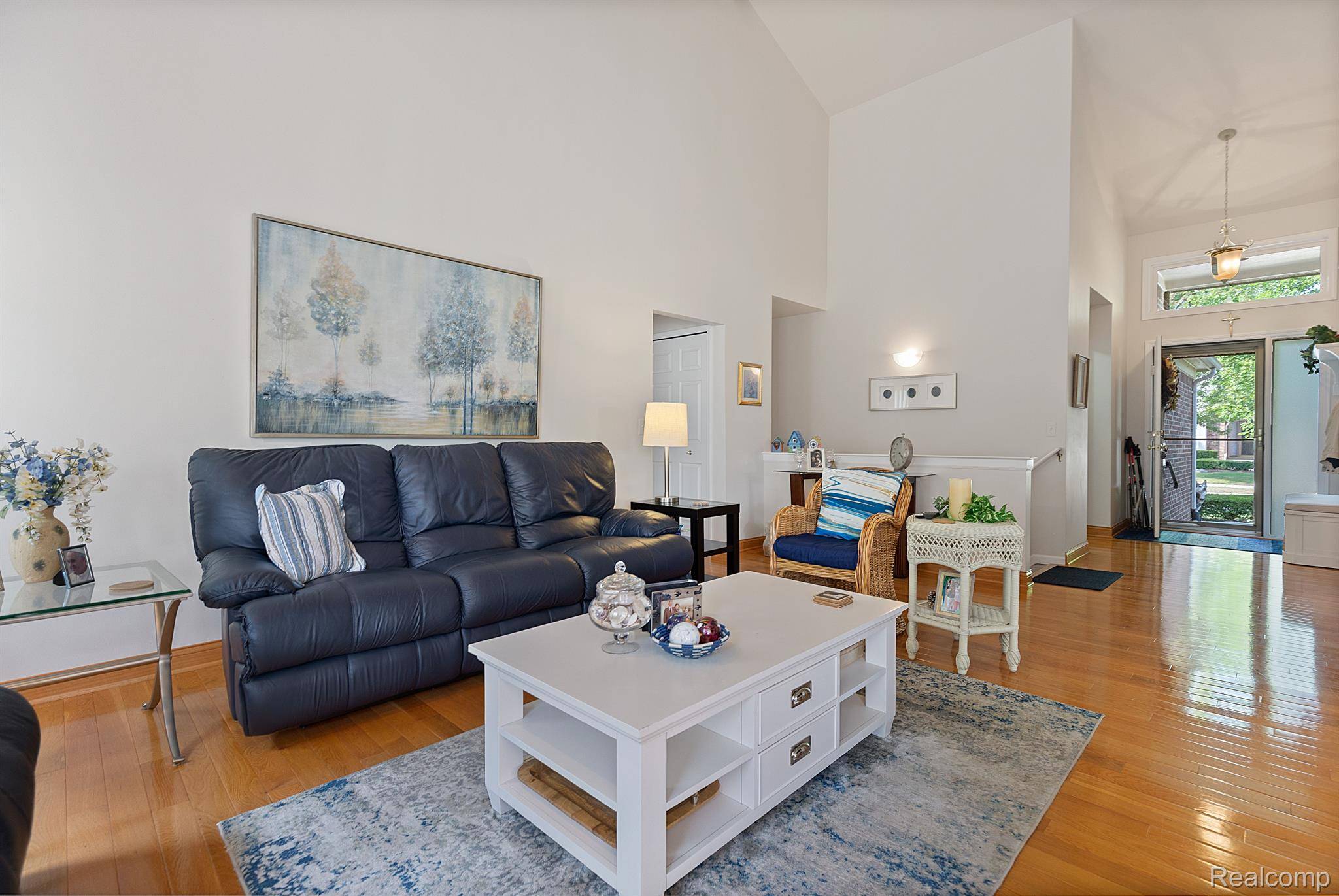 Macomb, MI 48044,20822 SLEEPY HOLLOW DR