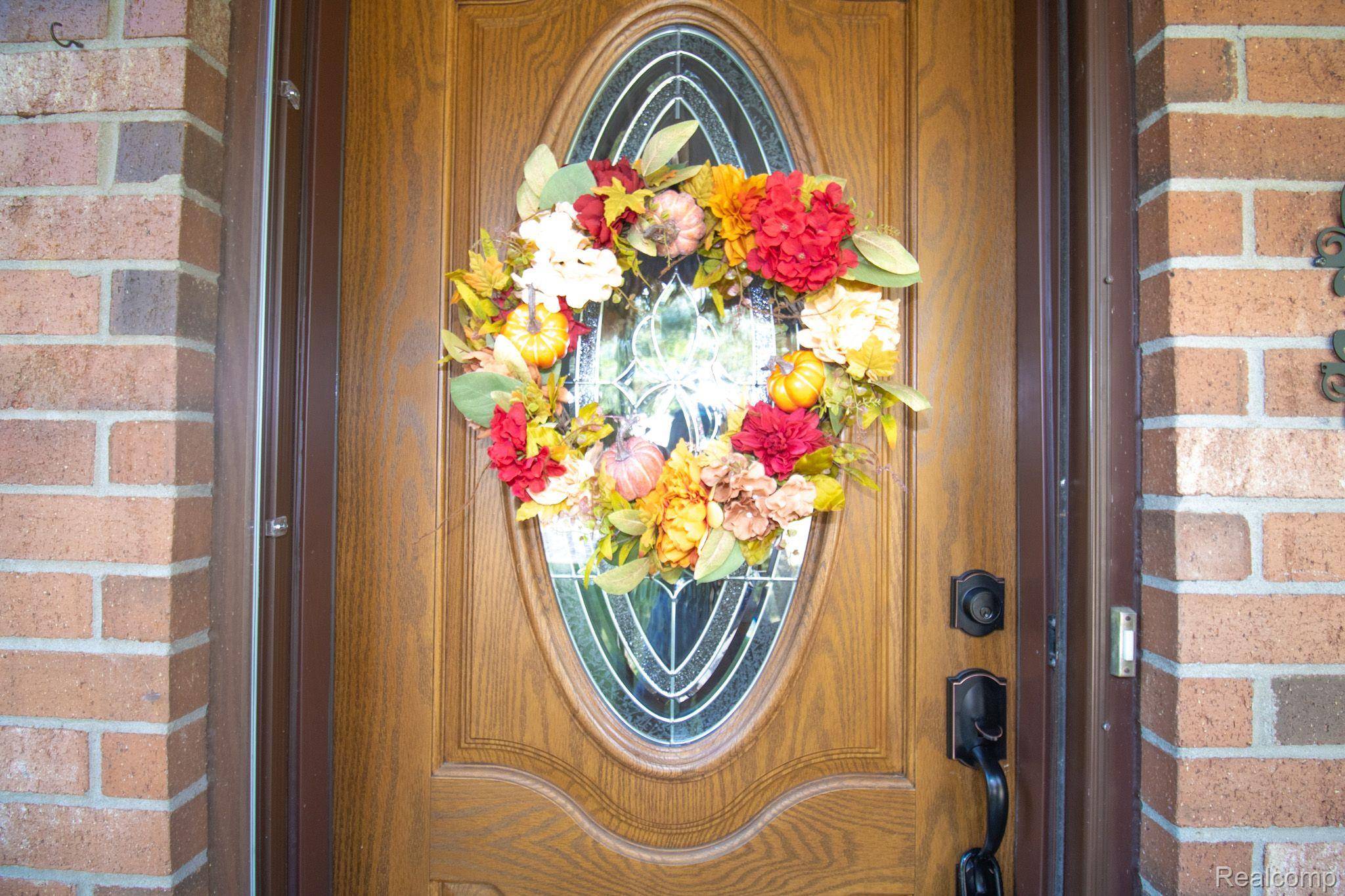 Westland, MI 48186,33735 SOMERSET ST