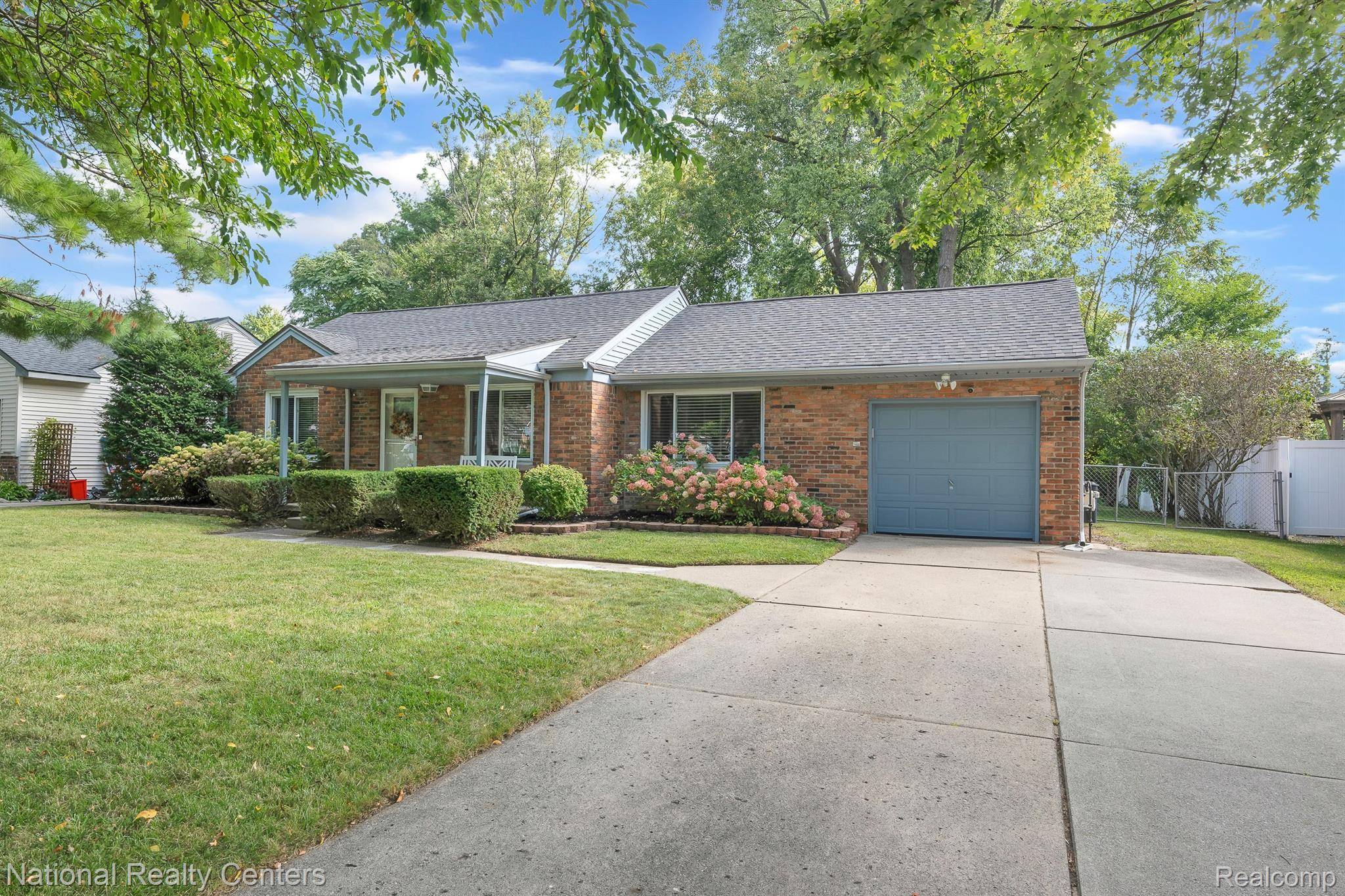 Livonia, MI 48154,15340 Foch ST