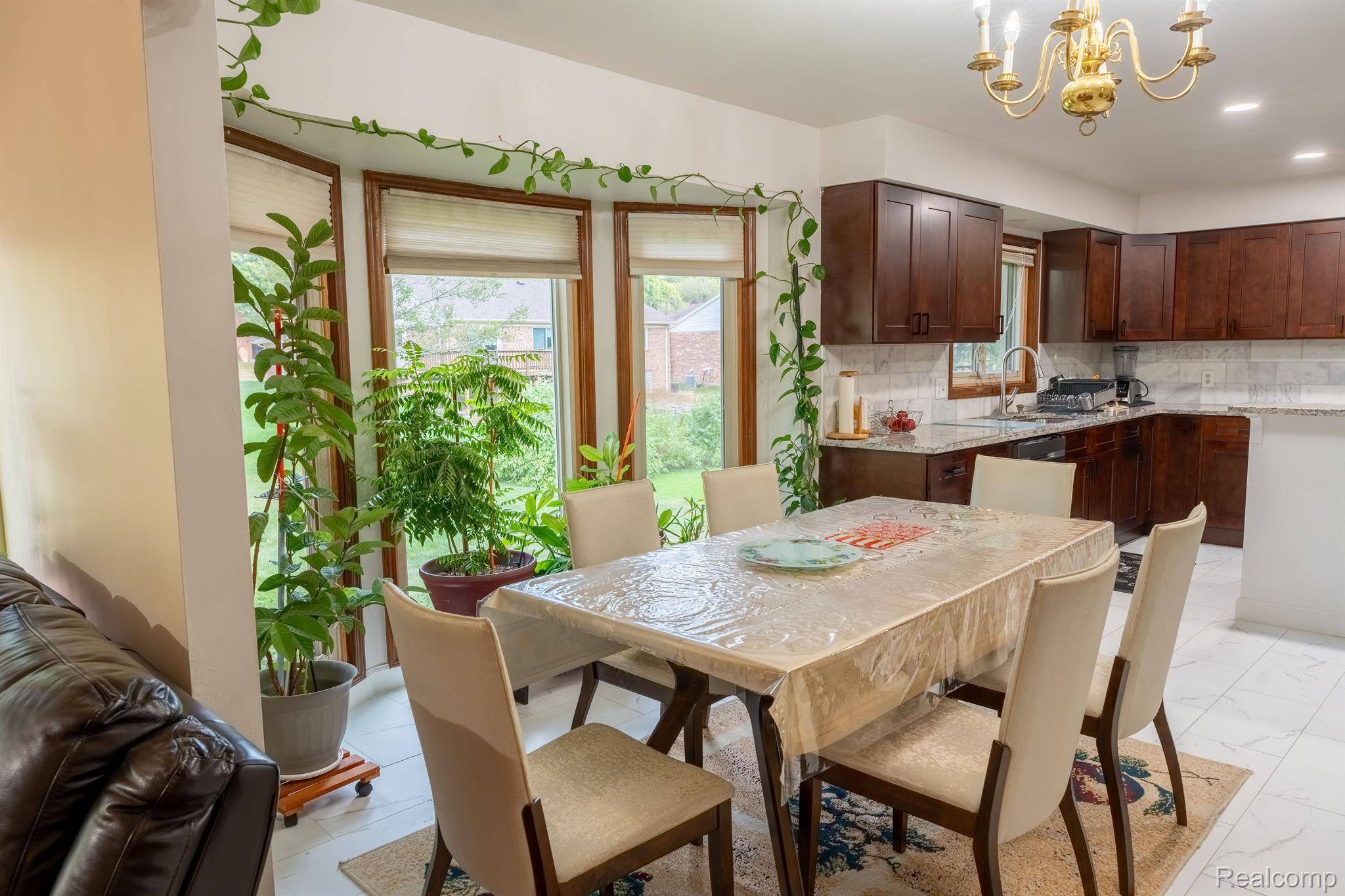 Rochester Hills, MI 48307,286 UNION DR