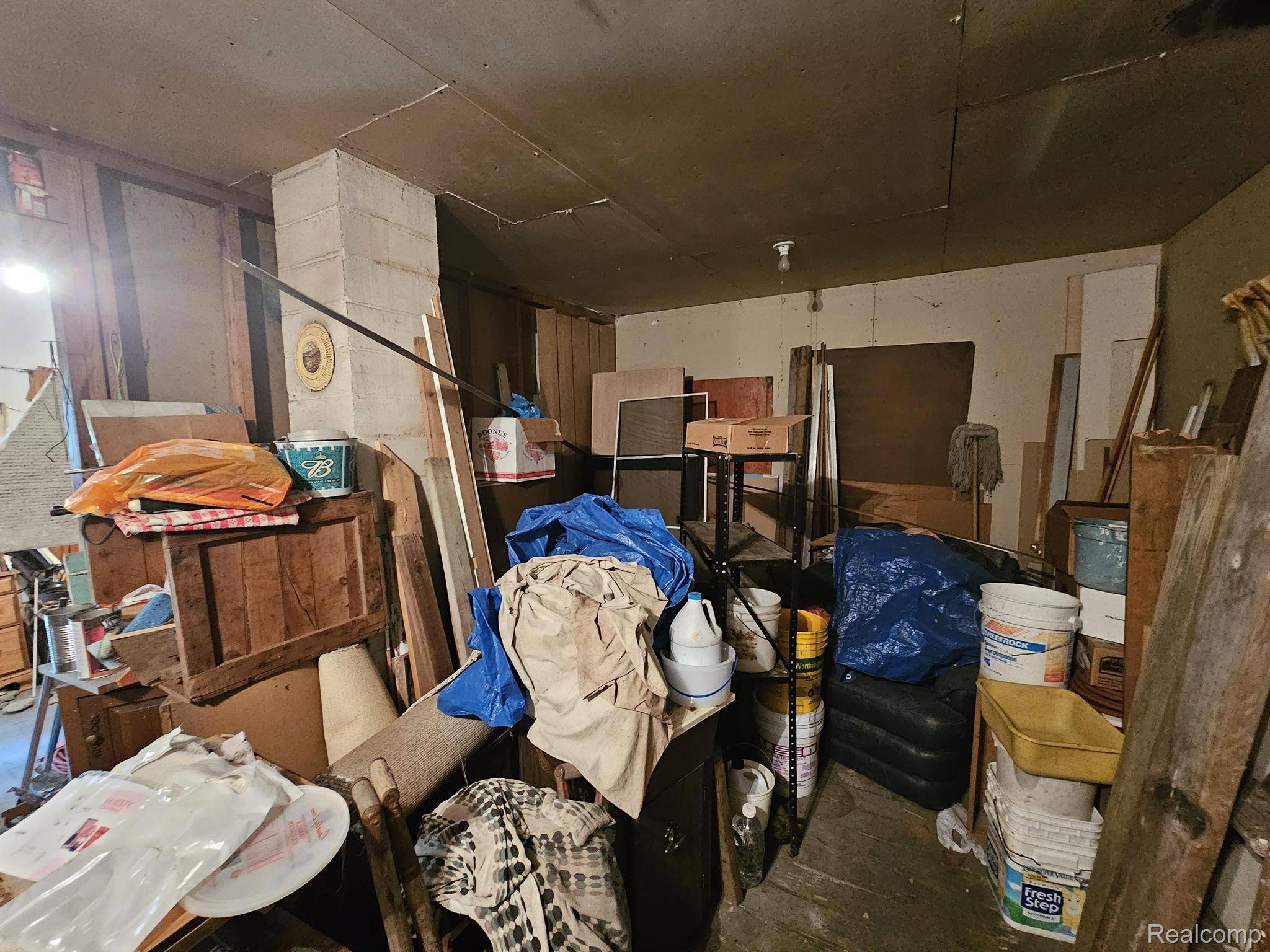 Wixom, MI 48393,1450 WREN ST