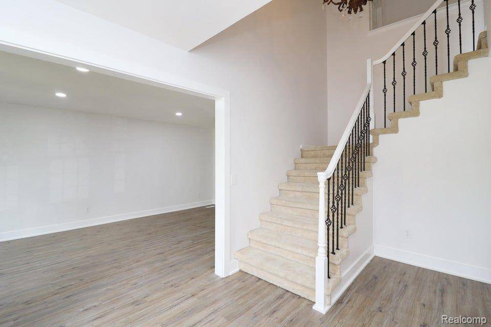 Wixom, MI 48393,1402  Trailside Boulevard