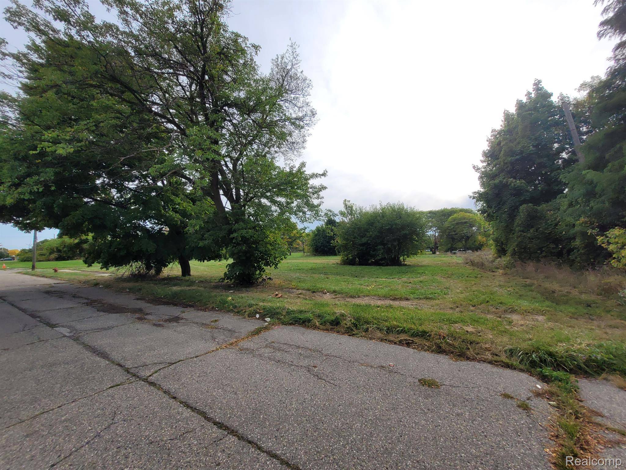 Detroit, MI 48207,6935 E CONGRESS ST