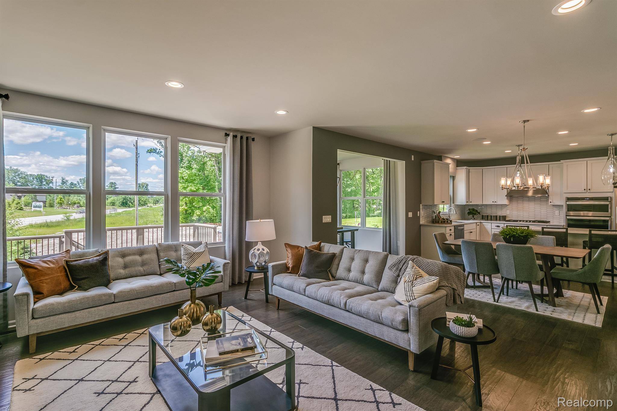 Saline, MI 48176,836 FORD MILL DR