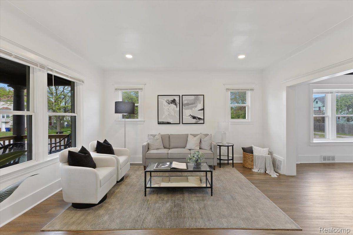 Detroit, MI 48202,330 MELBOURNE ST