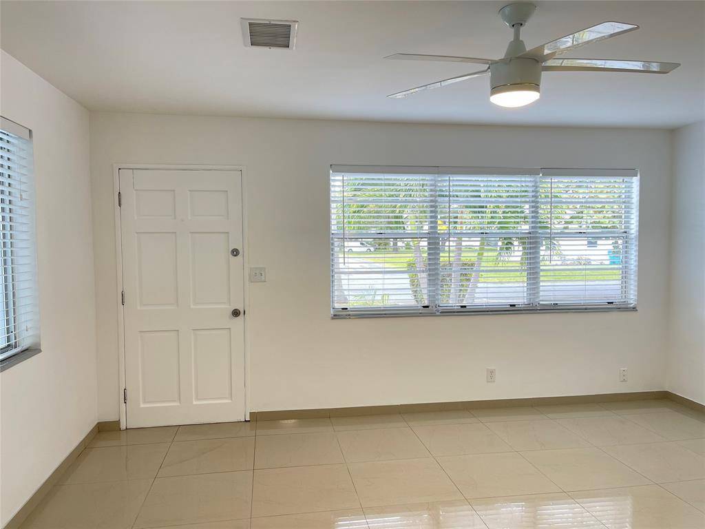 Dania Beach, FL 33004,35 NE 3rd St