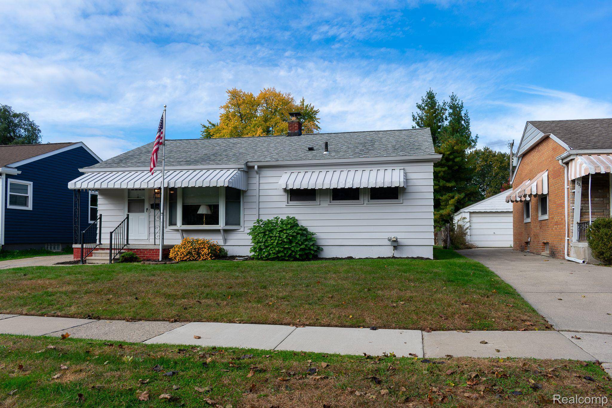 Royal Oak, MI 48067,629 N VERMONT AVE