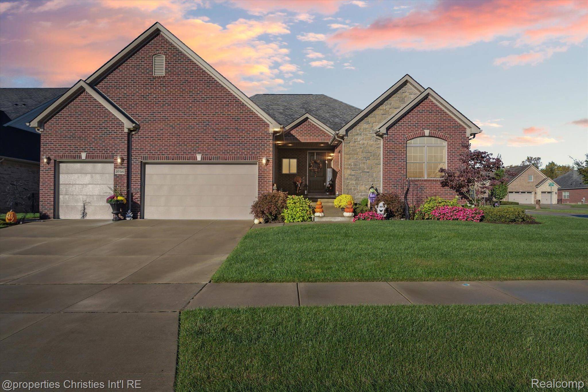 Rochester, MI 48307,3756 MILANO CT