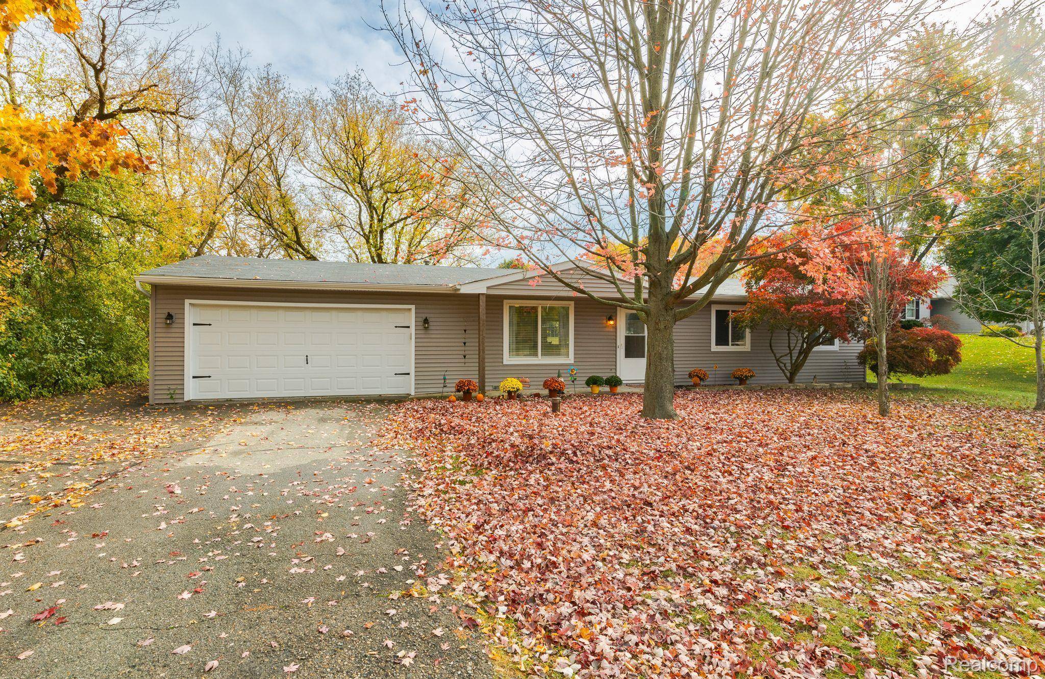 Lake Orion, MI 48362,607 JOSLYN RD