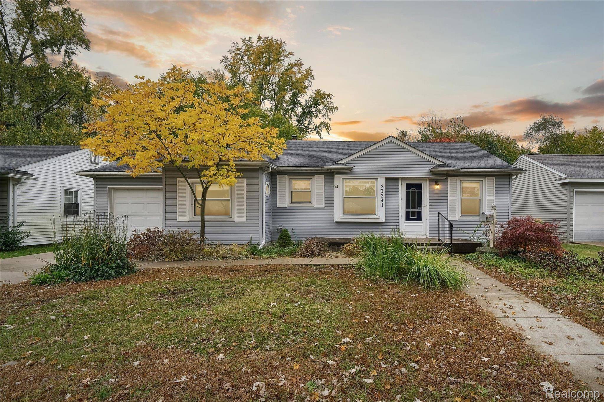 Farmington, MI 48336,23241 LILAC ST