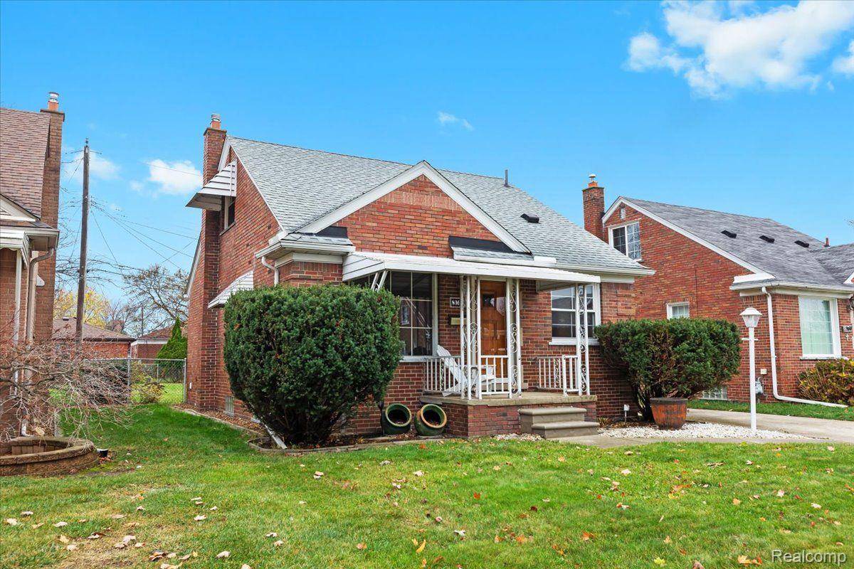 Allen Park, MI 48101,8968 HUBERT AVE