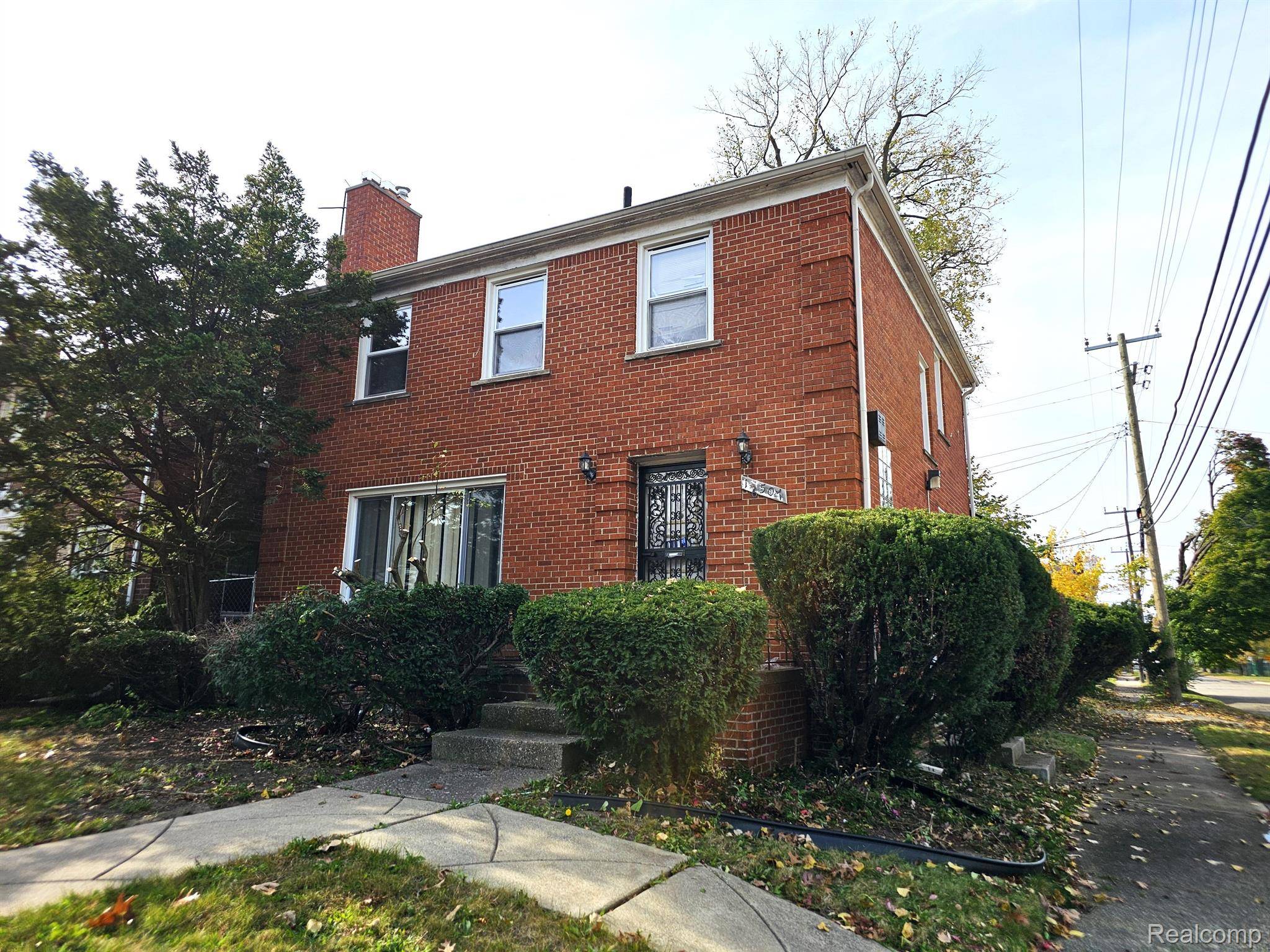 Detroit, MI 48221,19507 PINEHURST ST