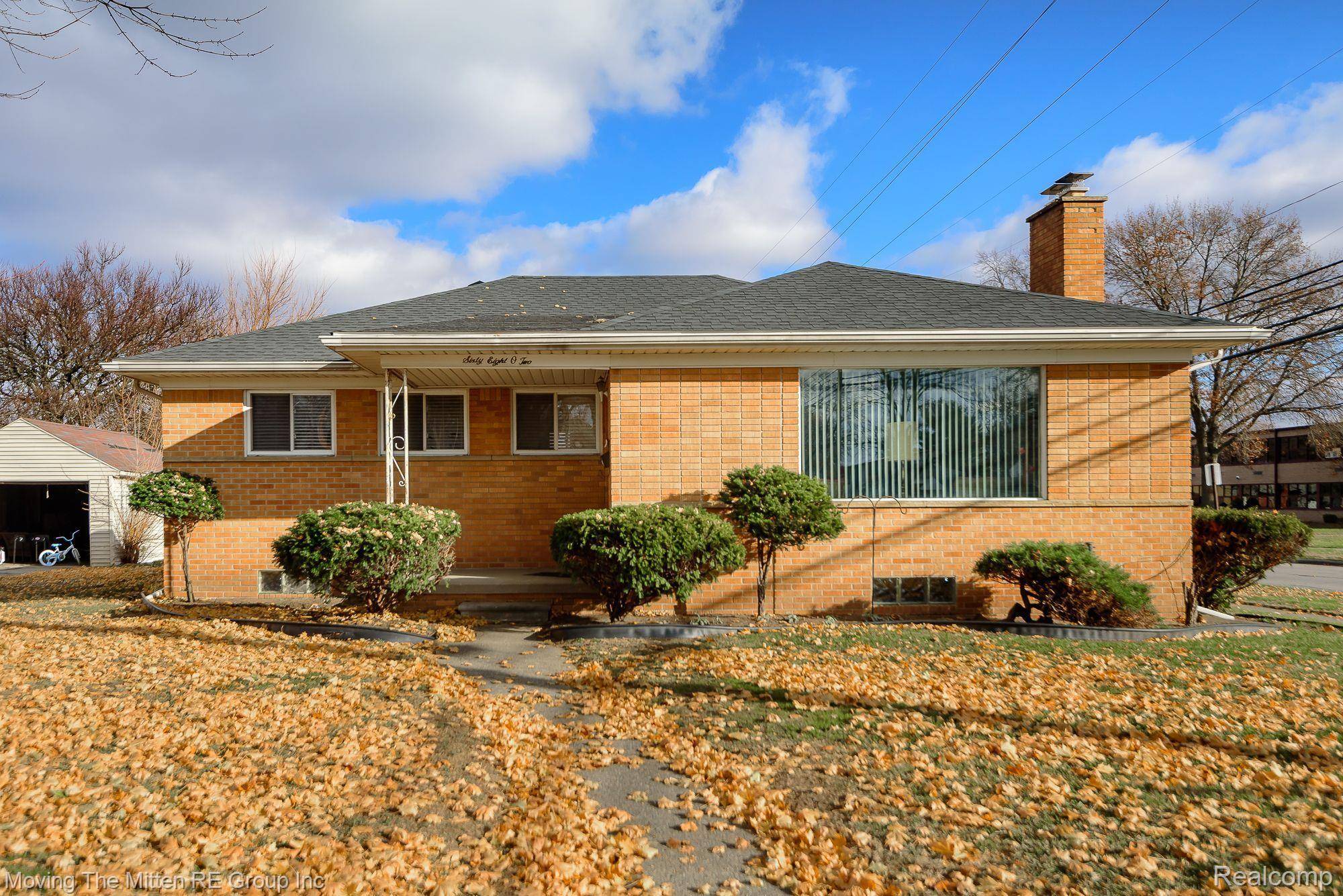 Dearborn Heights, MI 48127,6802 HIGHVIEW ST