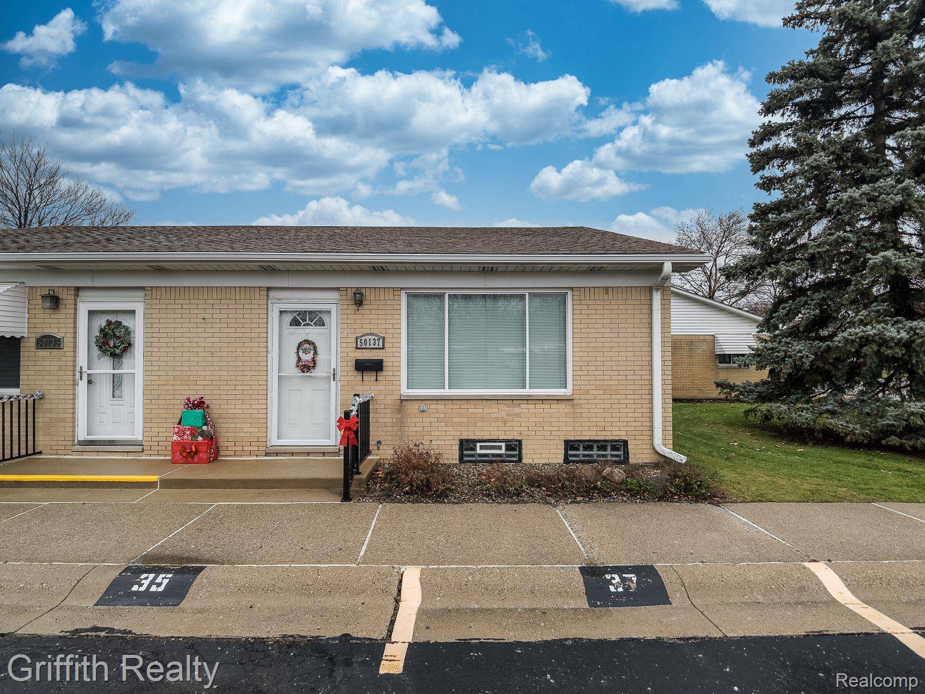 Wixom, MI 48393,50137 HELFER BLVD