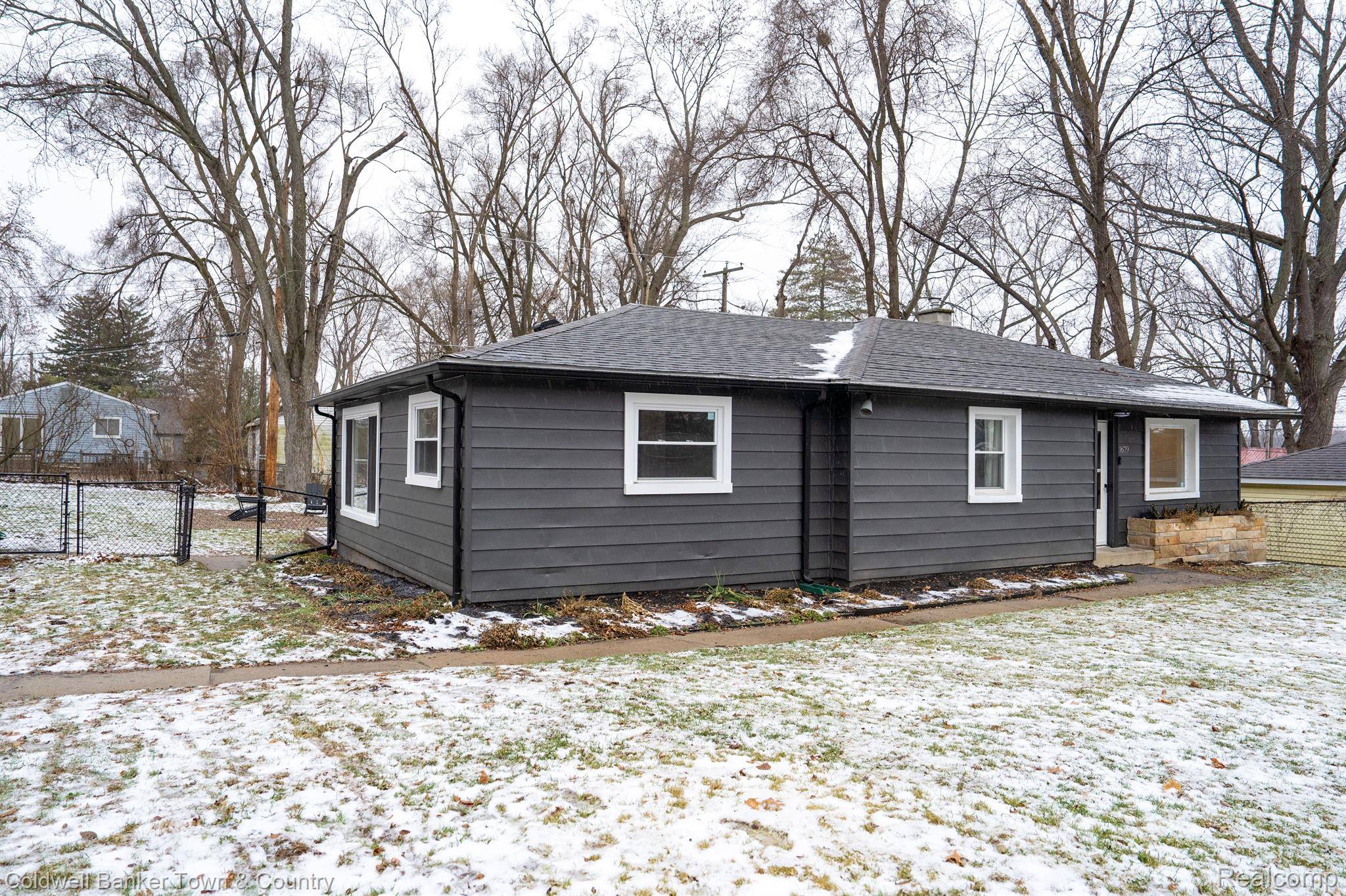 Wolverine Lake, MI 48390,1679 WILKSHIRE ST