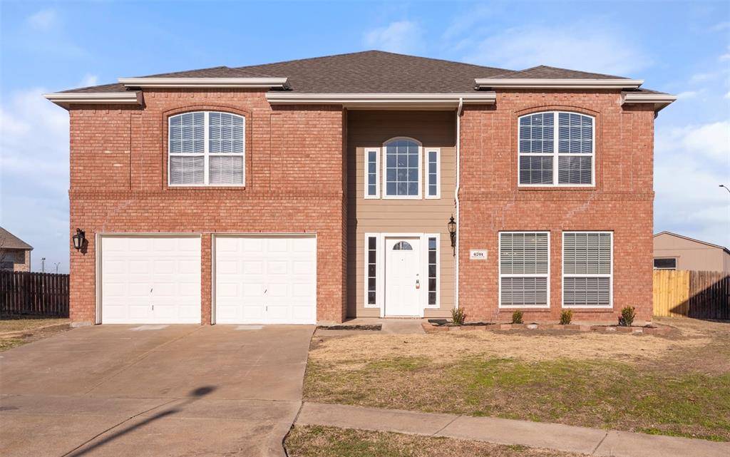 Arlington, TX 76002,6701 Meadowcrest Drive