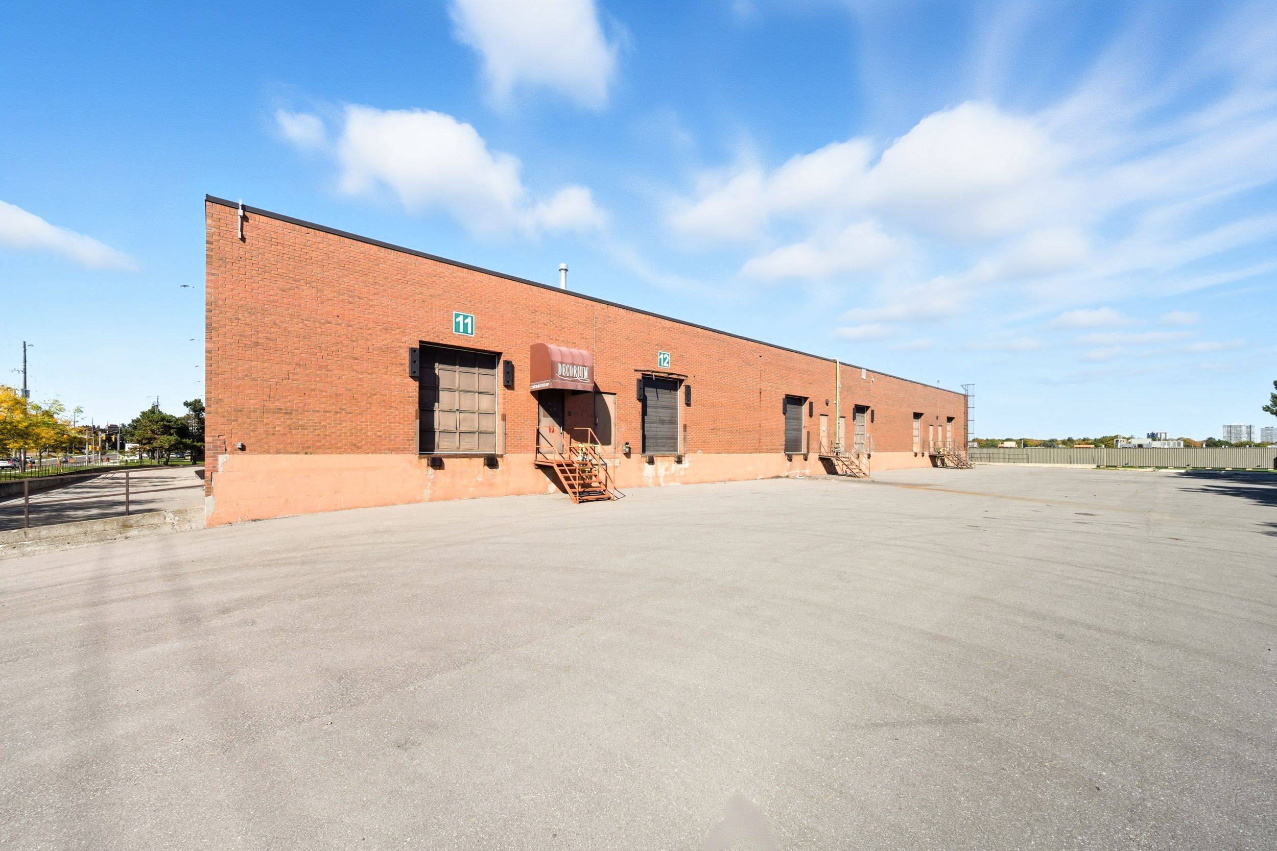 Toronto W05, ON M3J 2T8,573 Alness ST