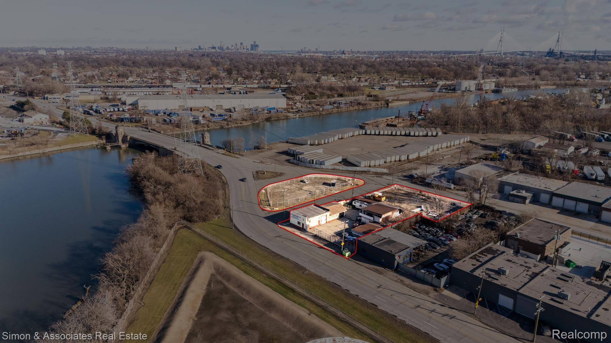 Detroit, MI 48217,303 S DIX ST