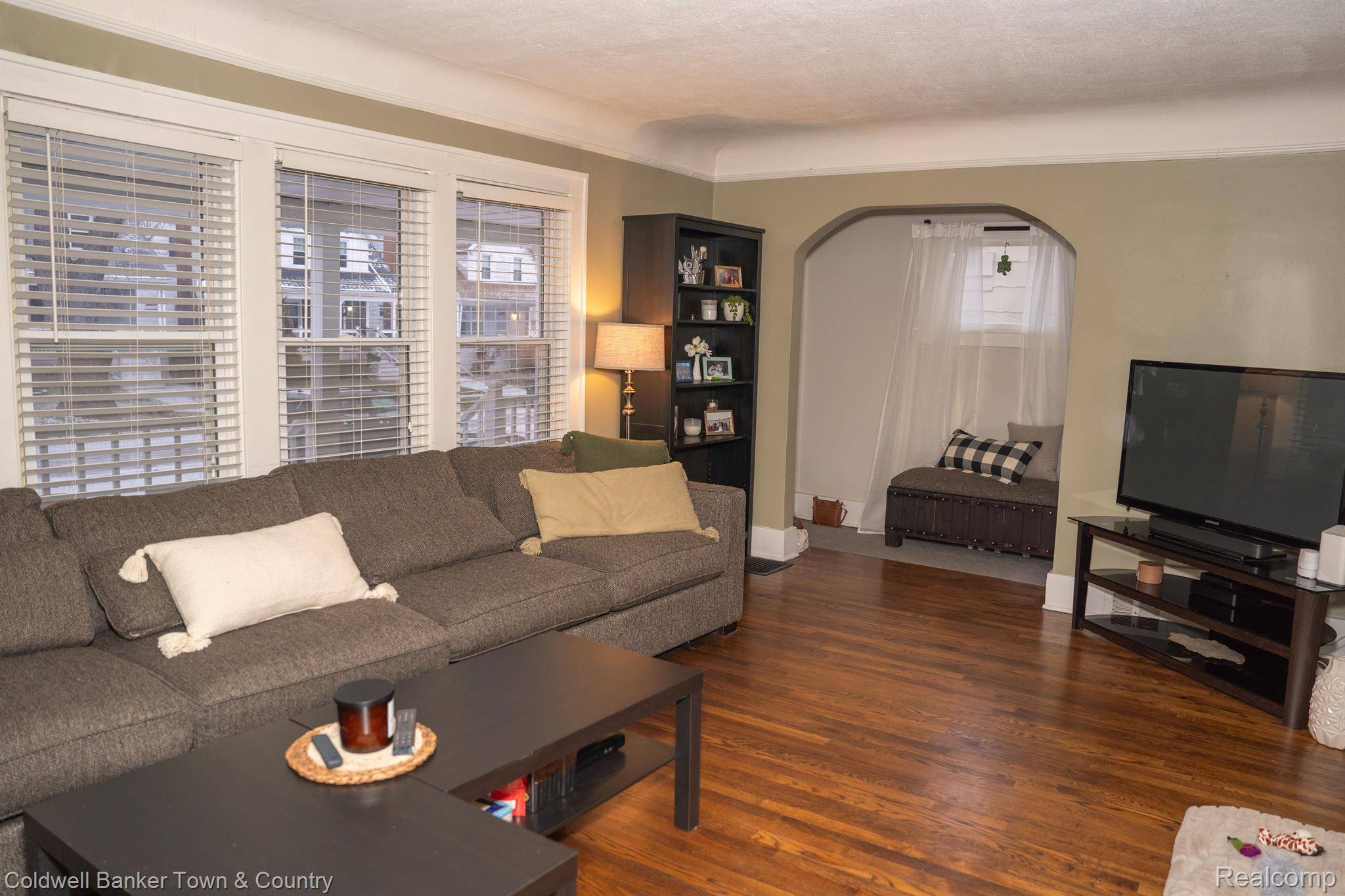 Ferndale, MI 48220,590 SPENCER ST