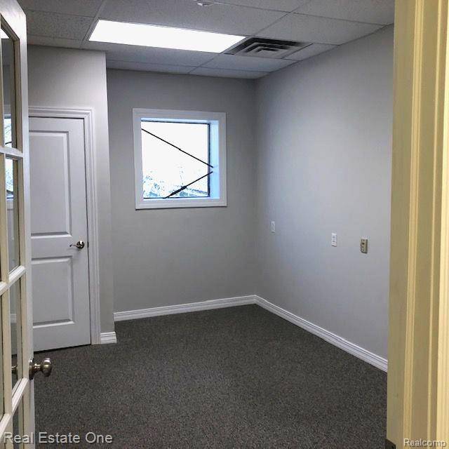 Pinckney, MI 48169,195 E HAMBURG ST ##3