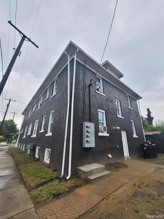 Detroit, MI 48209,2484 WOODMERE ST