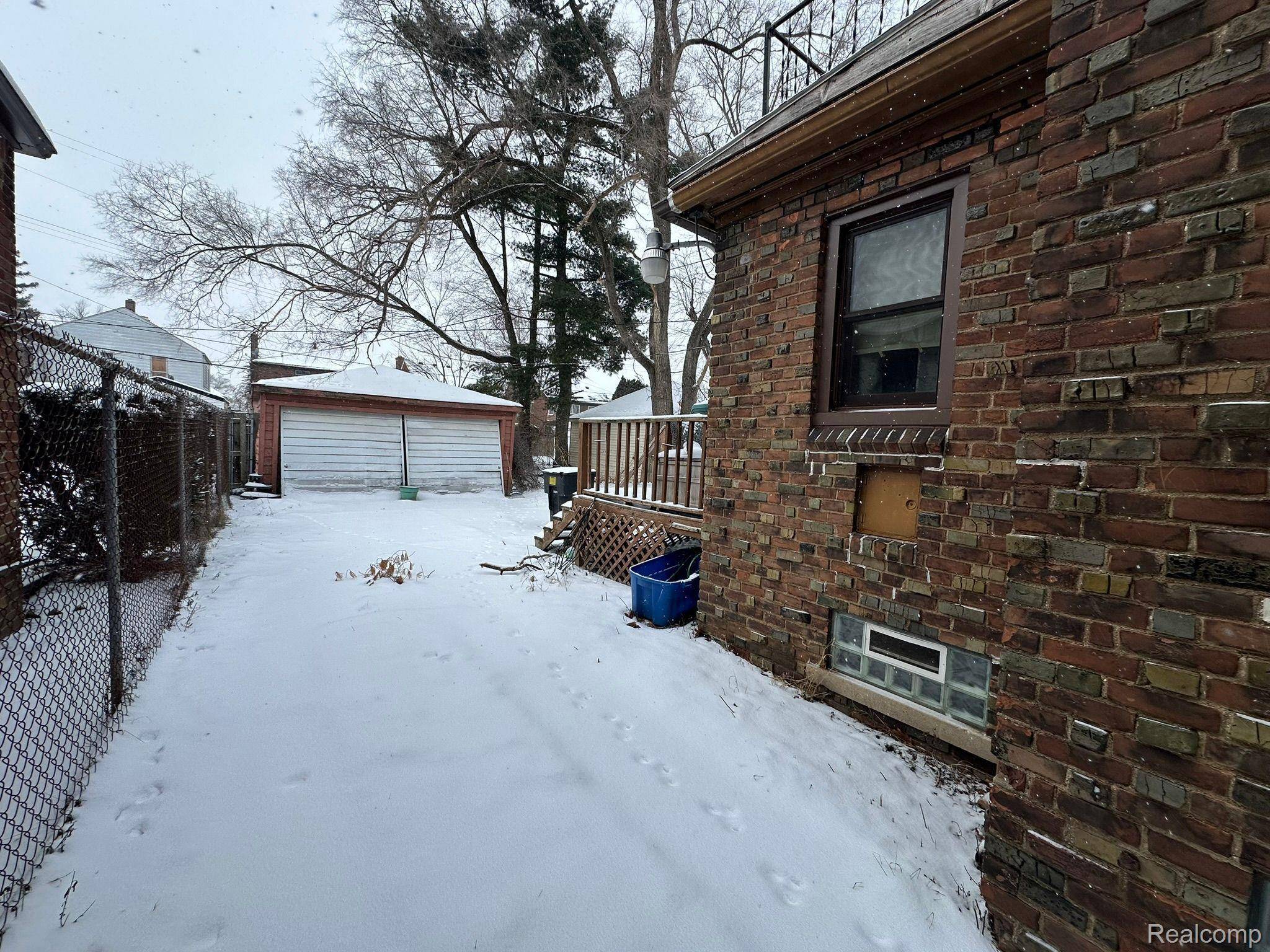 Detroit, MI 48221,18961 PENNINGTON DR