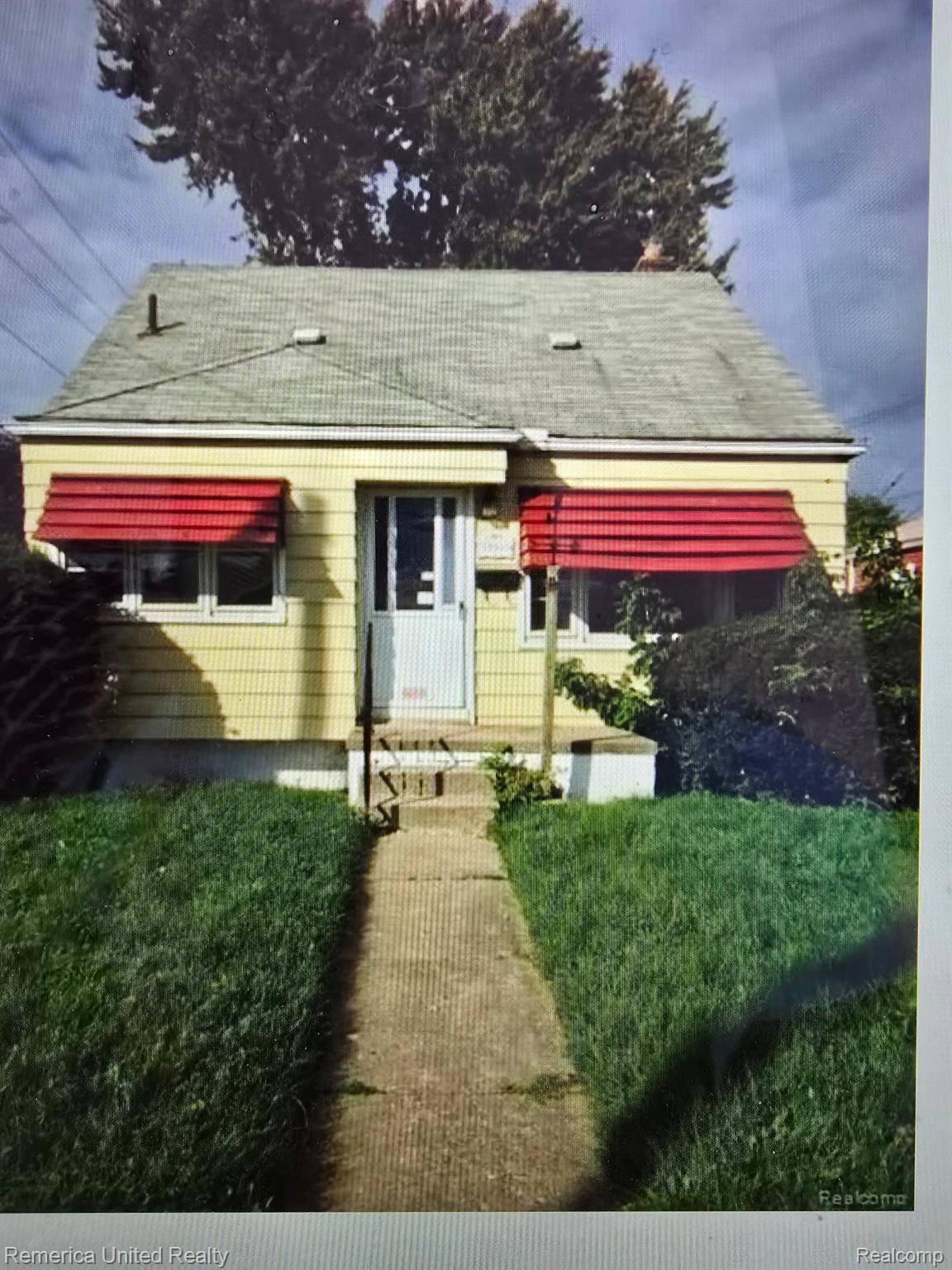 Redford, MI 48240,19903 BEECH DALY RD