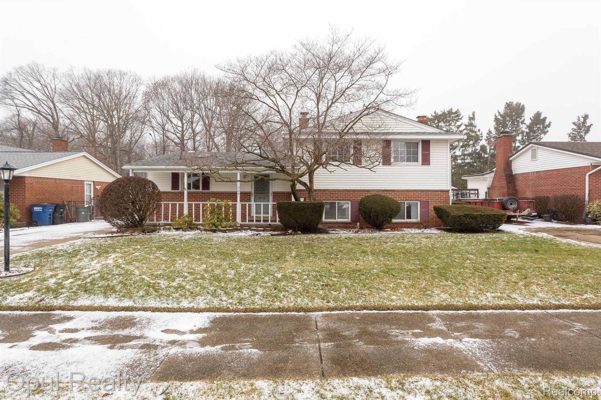 Westland, MI 48186,1904 TREADWELL ST