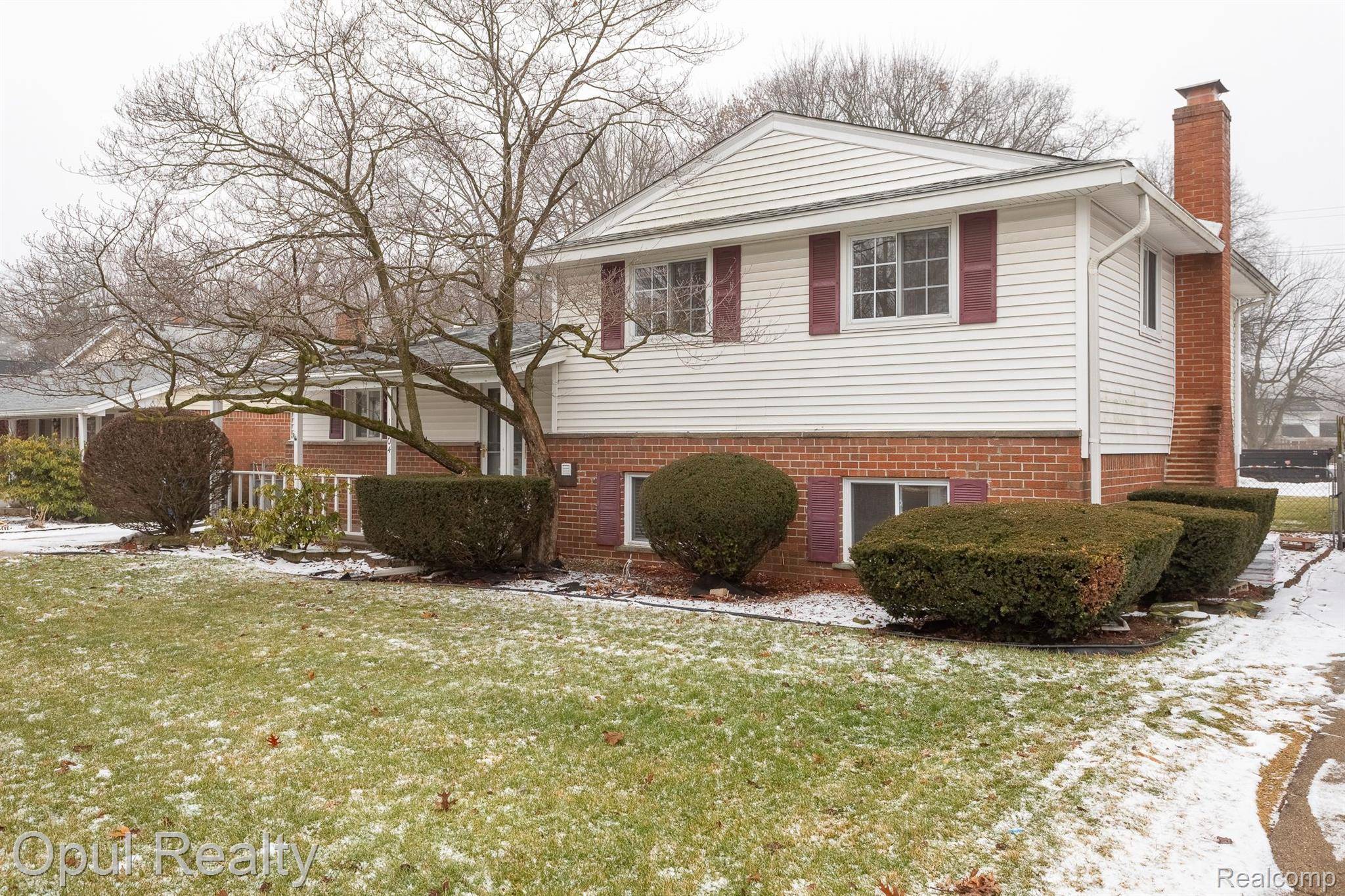 Westland, MI 48186,1904 TREADWELL ST