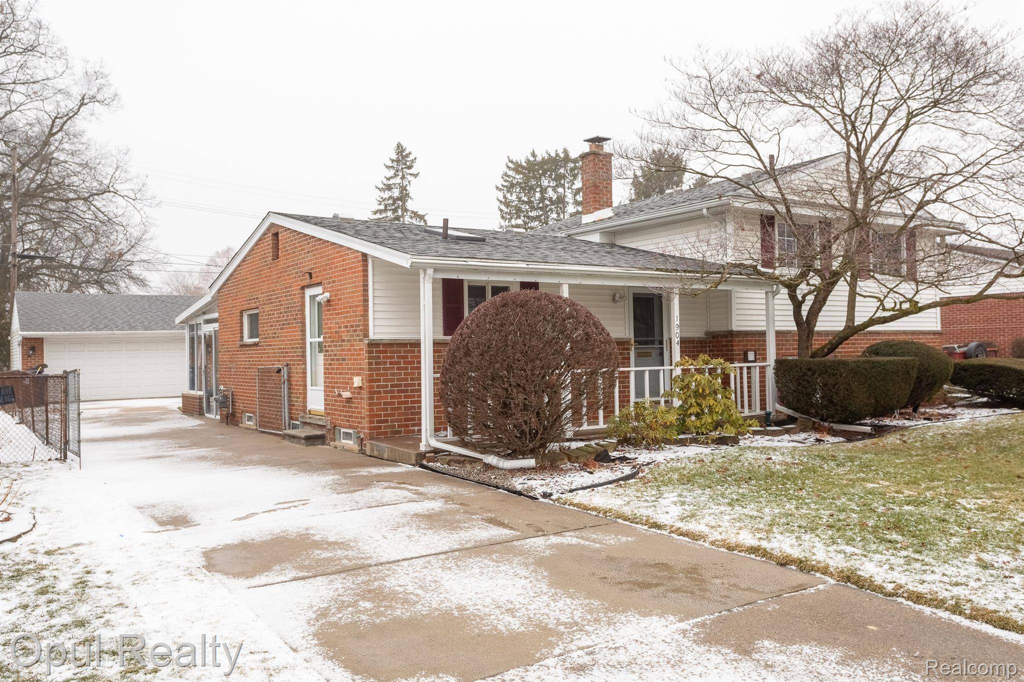 Westland, MI 48186,1904 TREADWELL ST