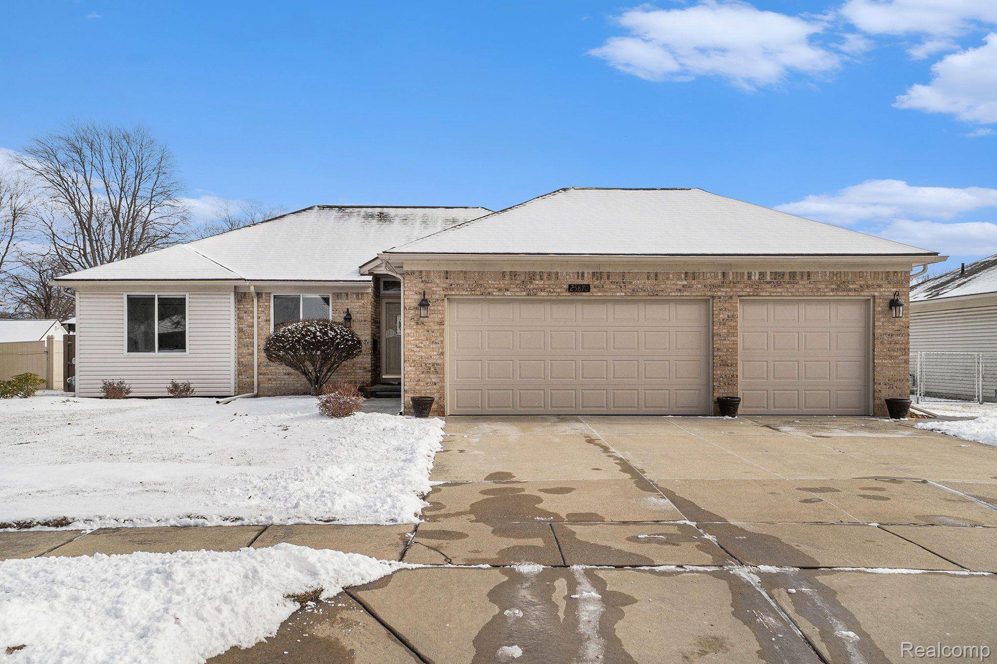 Roseville, MI 48066,25870 HUDSON ST