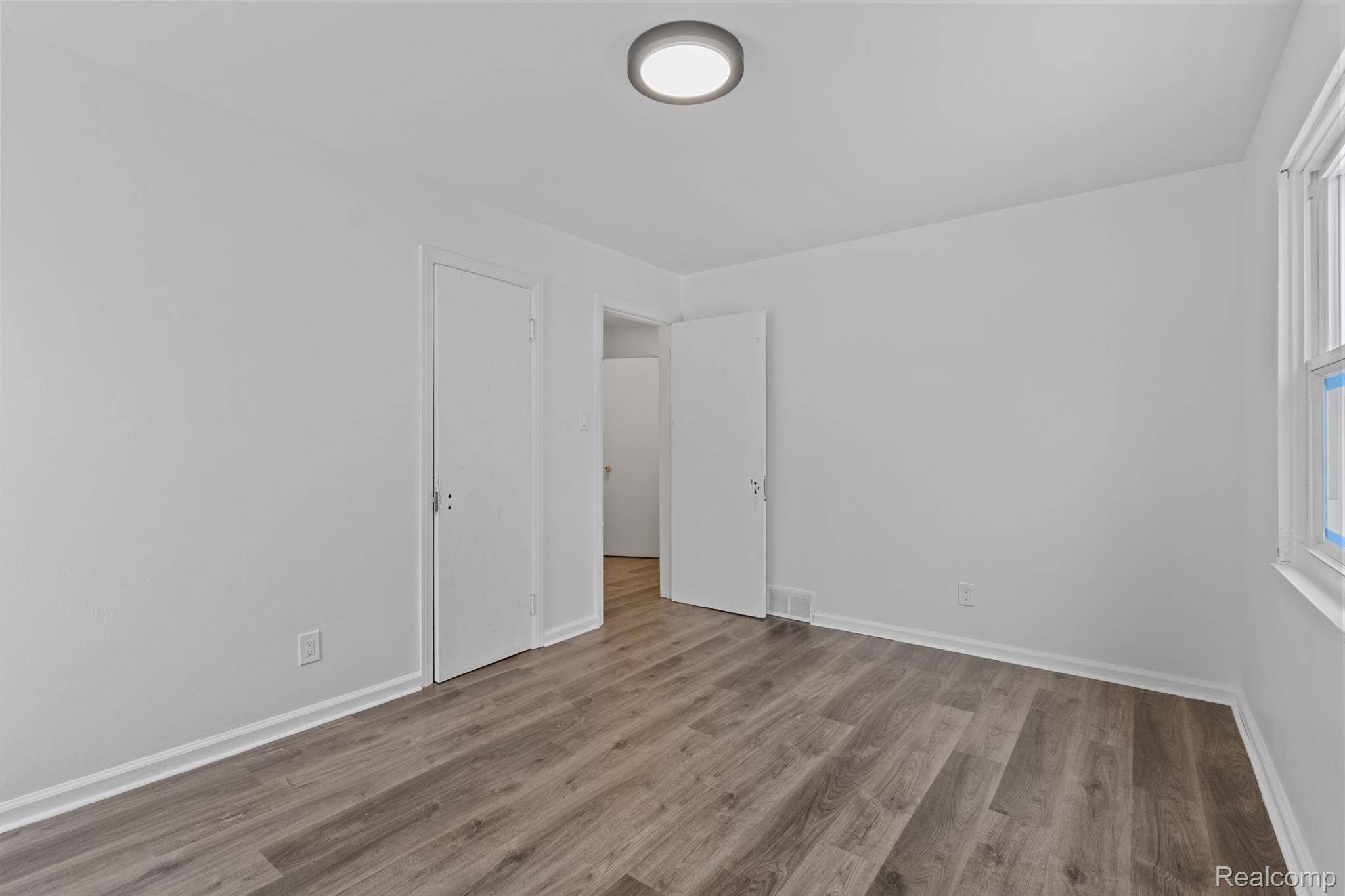 Detroit, MI 48224,10821 WHITEHILL ST