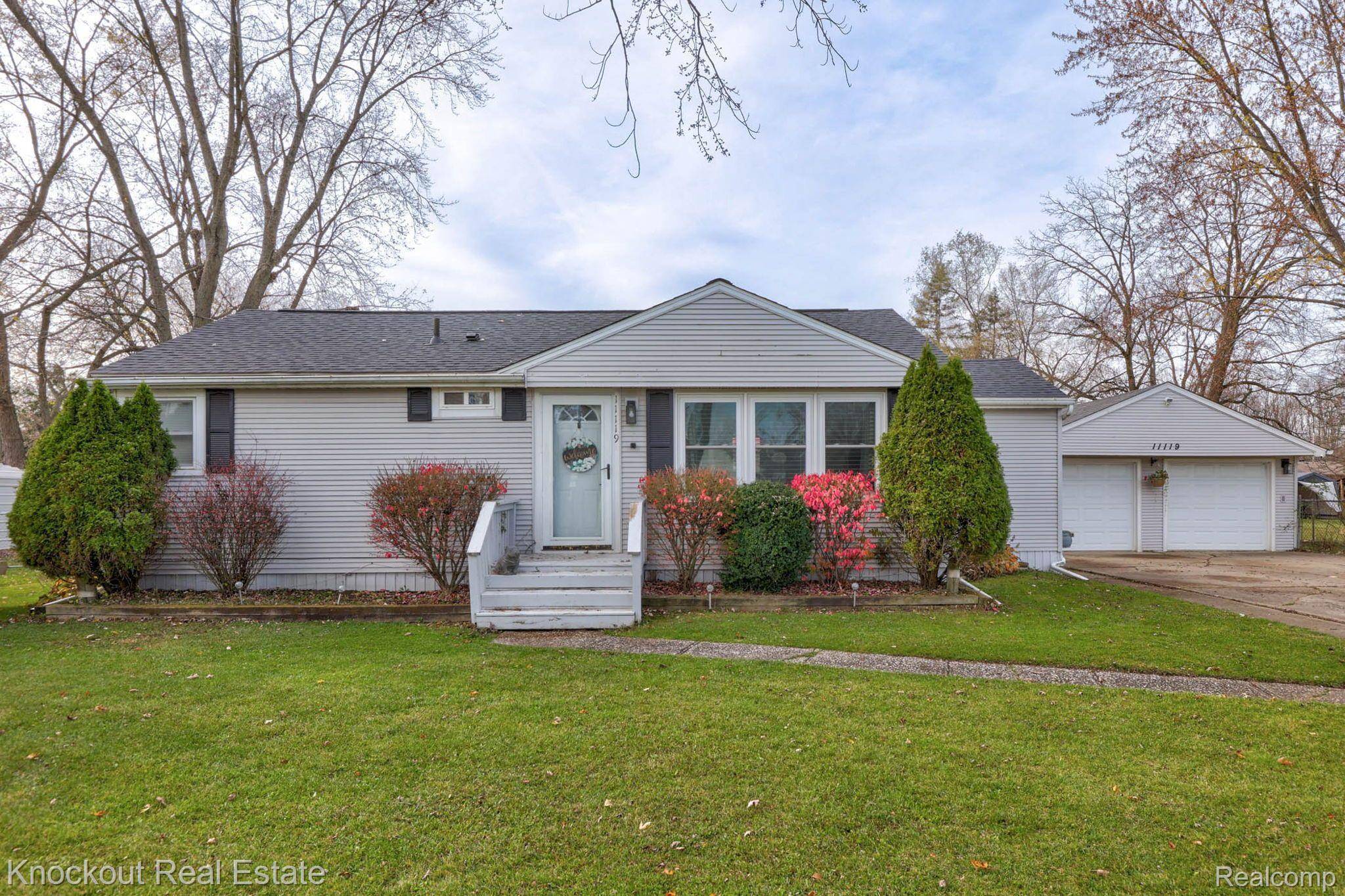 Clio, MI 48420,11119 PHYLLIS DR