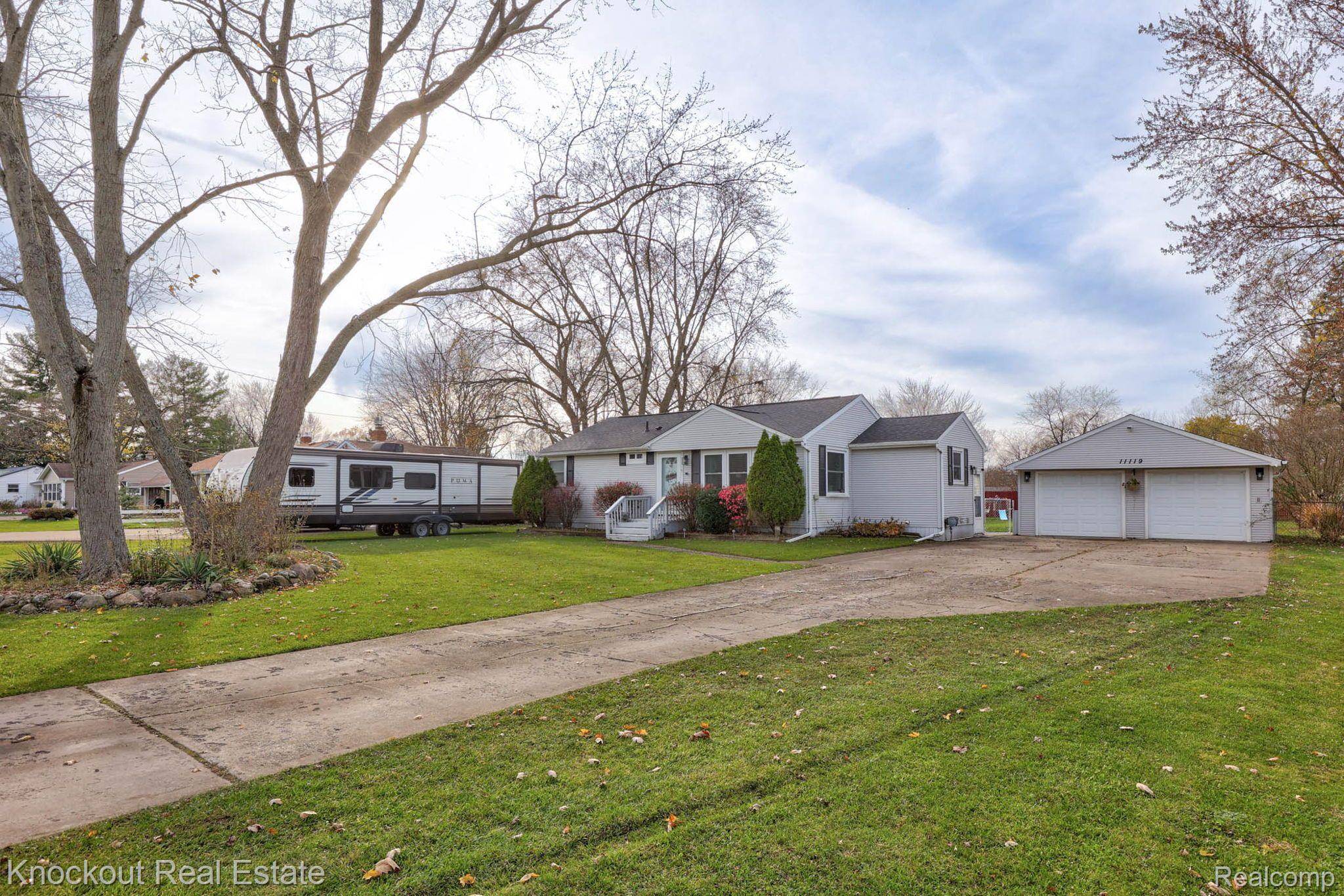 Clio, MI 48420,11119 PHYLLIS DR