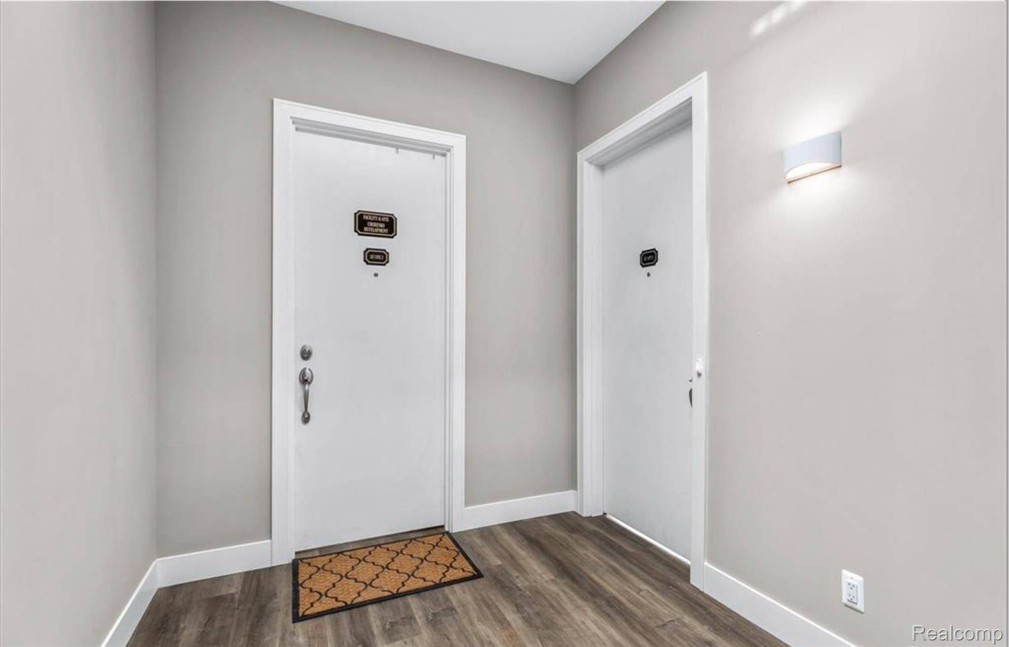 Brighton, MI 48116,317 W MAIN ST ##1