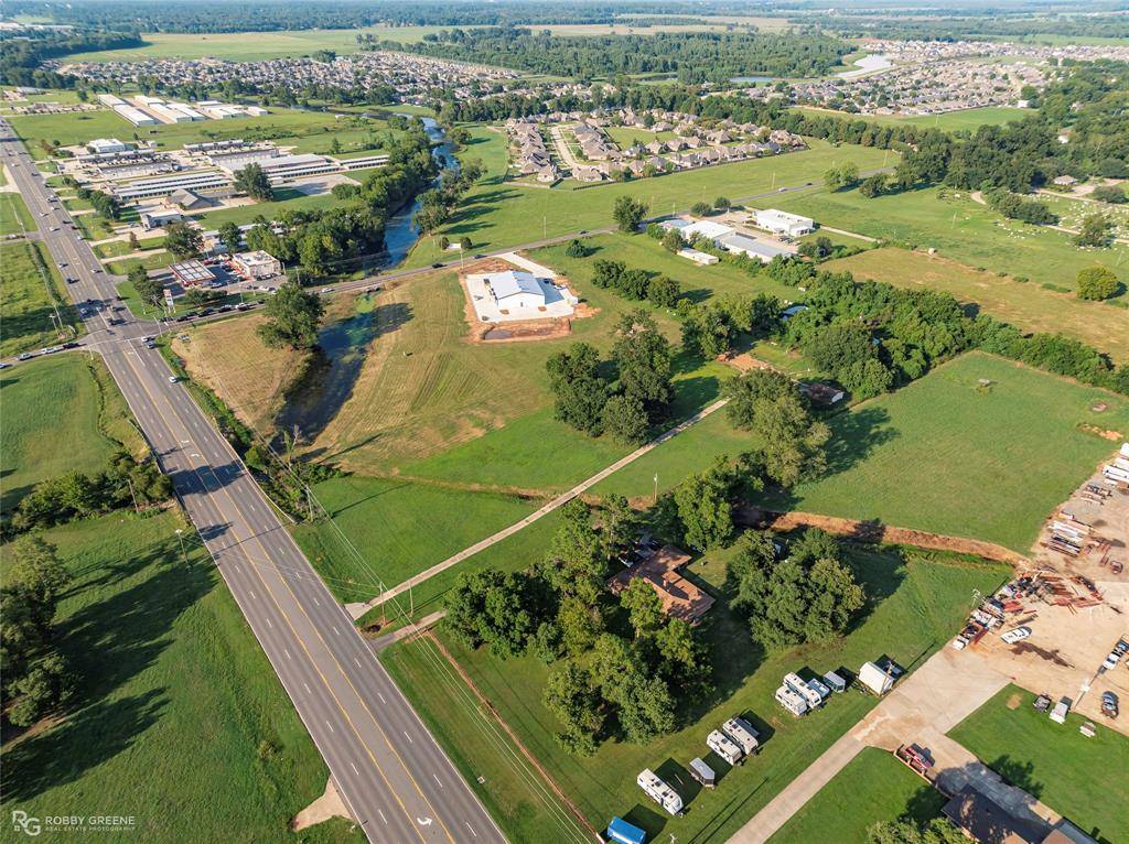 Bossier City, LA 71111,5222 Airline Drive