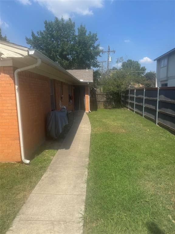 Irving, TX 75061,220 W Union Bower #220 222