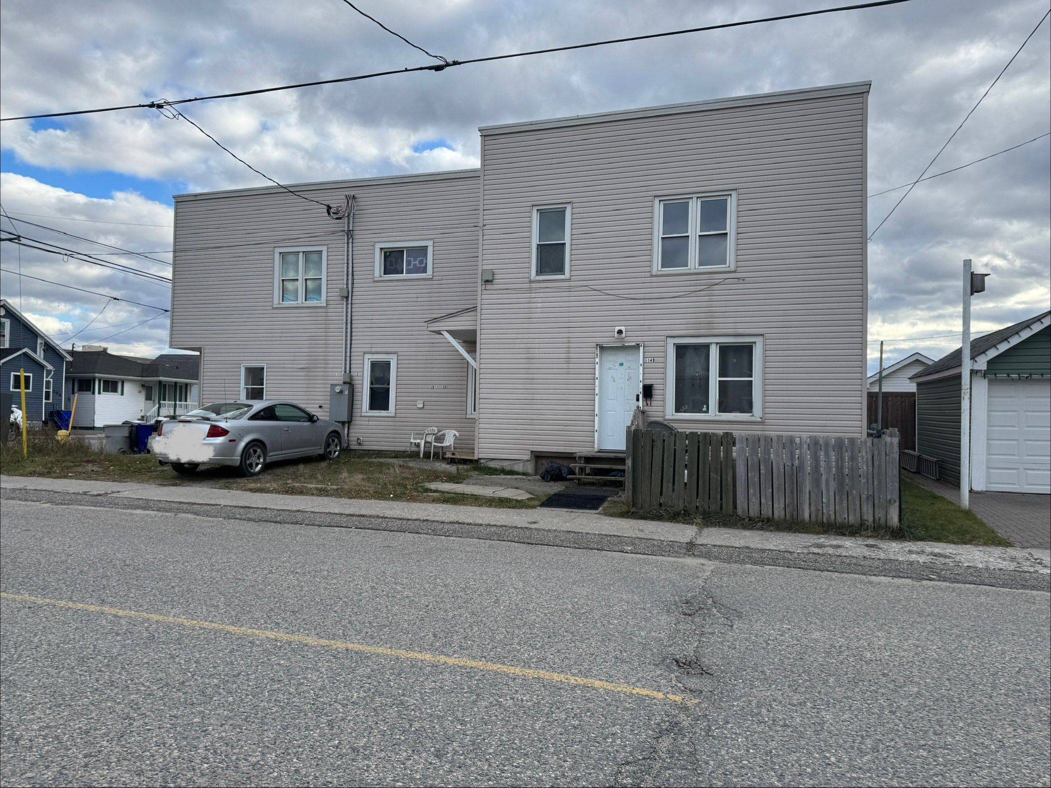 Timmins, ON P4N 2E3,201-203 Balsam ST S